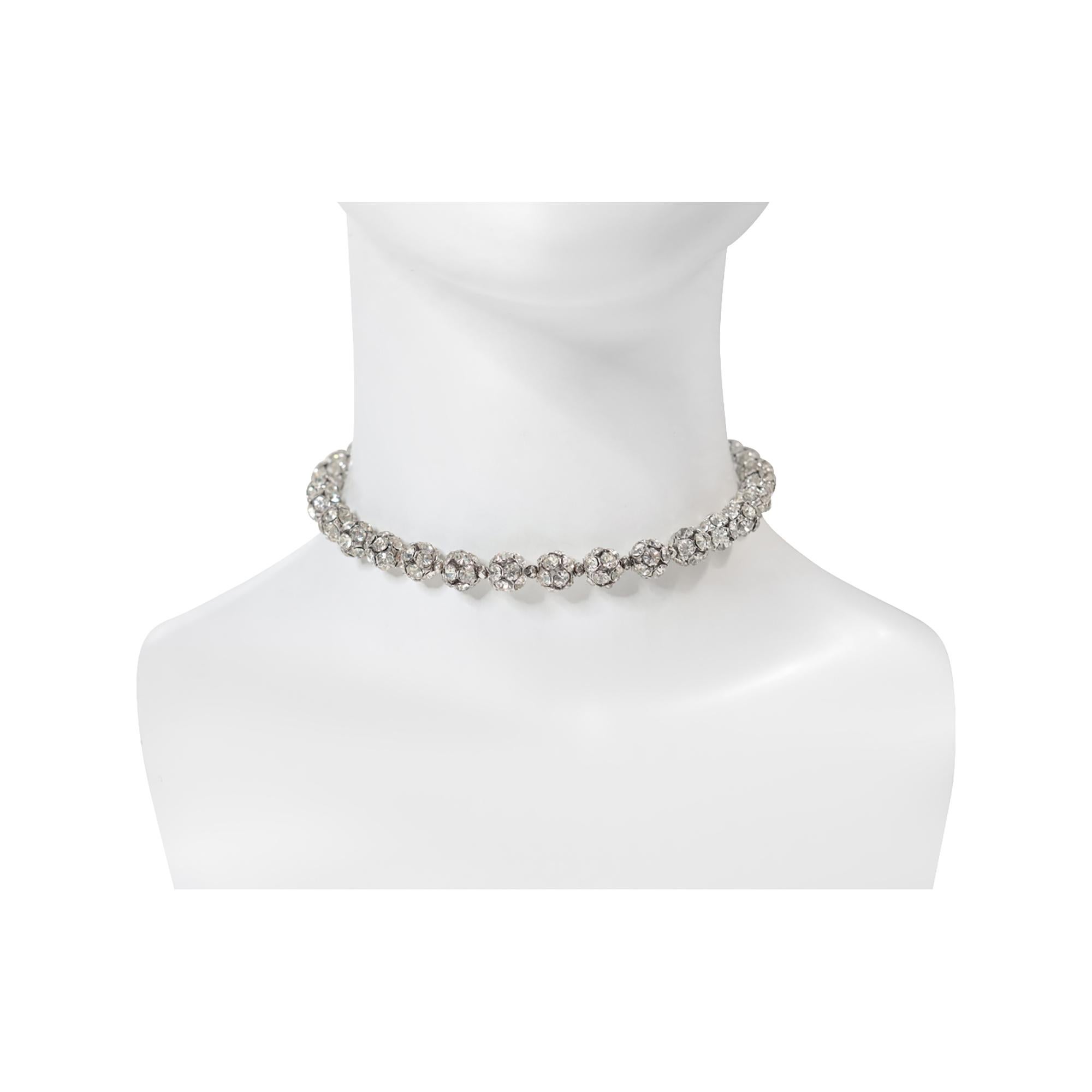 Moderne Vintage Silver Tone Rondelles Choker Necklace Circa 1940s en vente