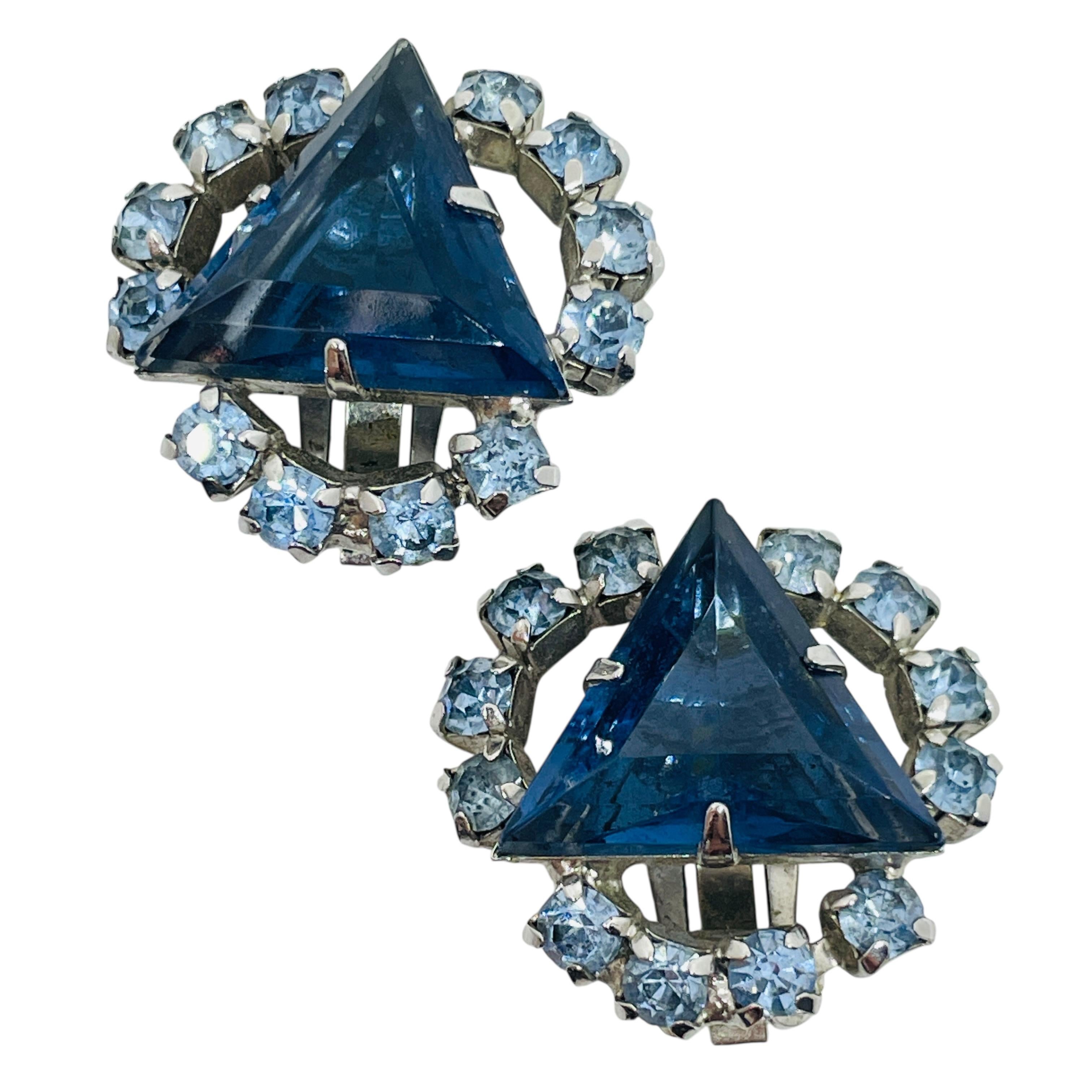 Pendientes vintage de clip de cristal azul zafiro en tono plateado en venta 2