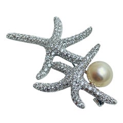 Vintage silver tone starfish pearl designer brooch