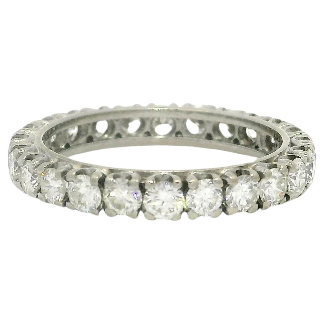 Vintage Silver White Gold & Palladium 1.20ctw Diamond Stack Eternity Band Ring en venta