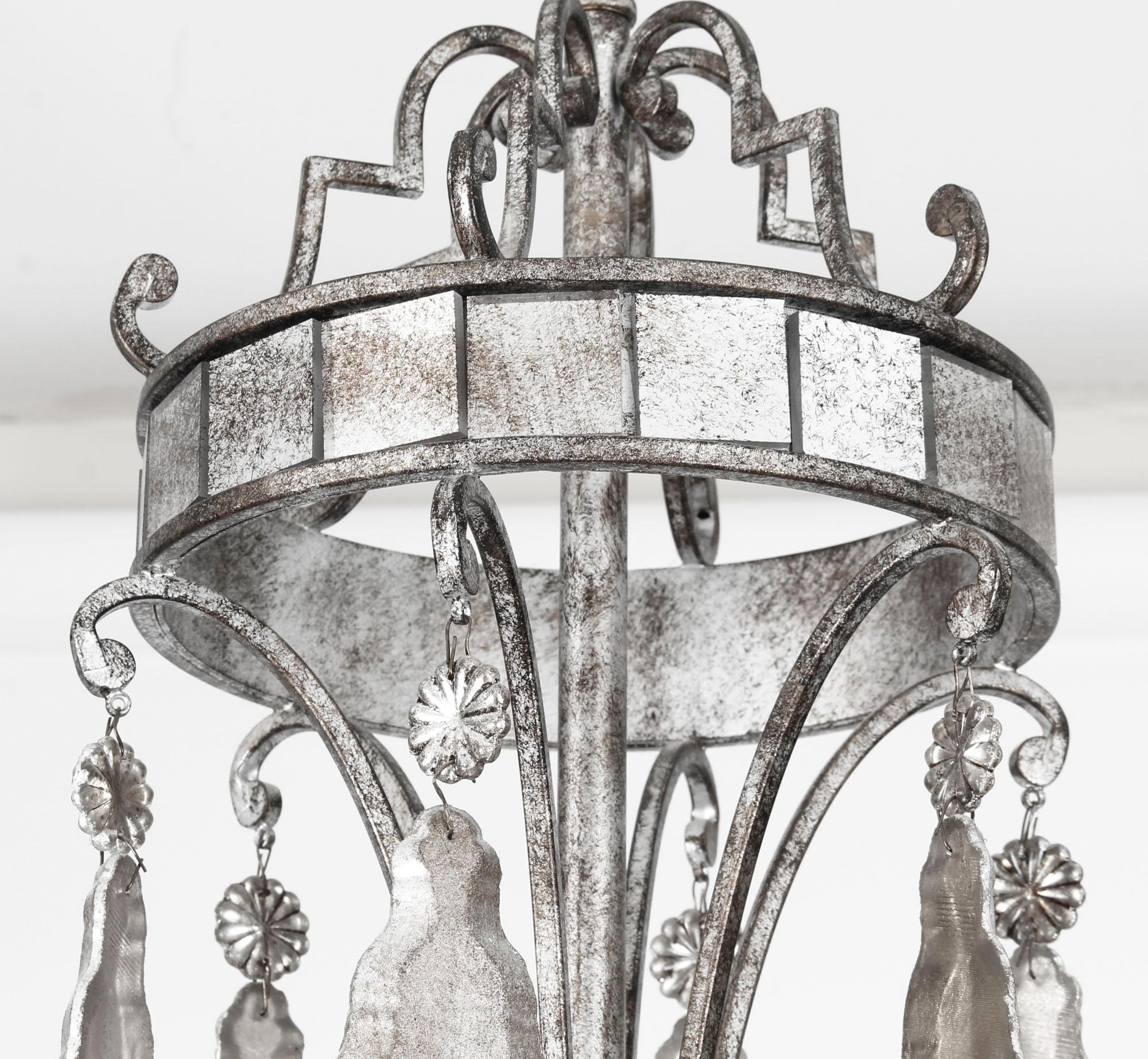 Vetro intagliato Lampadario d'epoca in bronzo argentato e specchio, fine XX secolo in vendita
