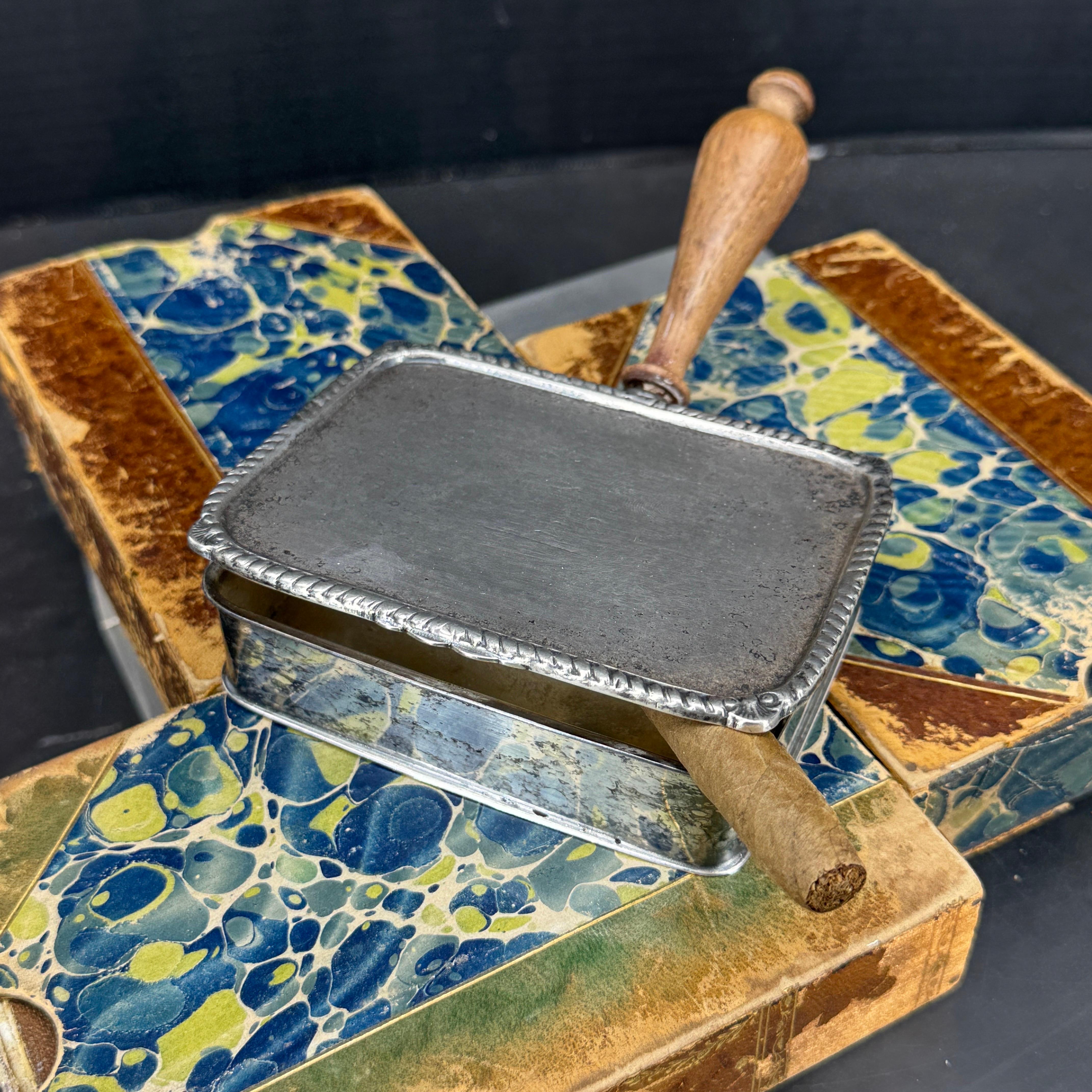 Cenicero de plata vintage para puros Butler Chapado en plata en venta