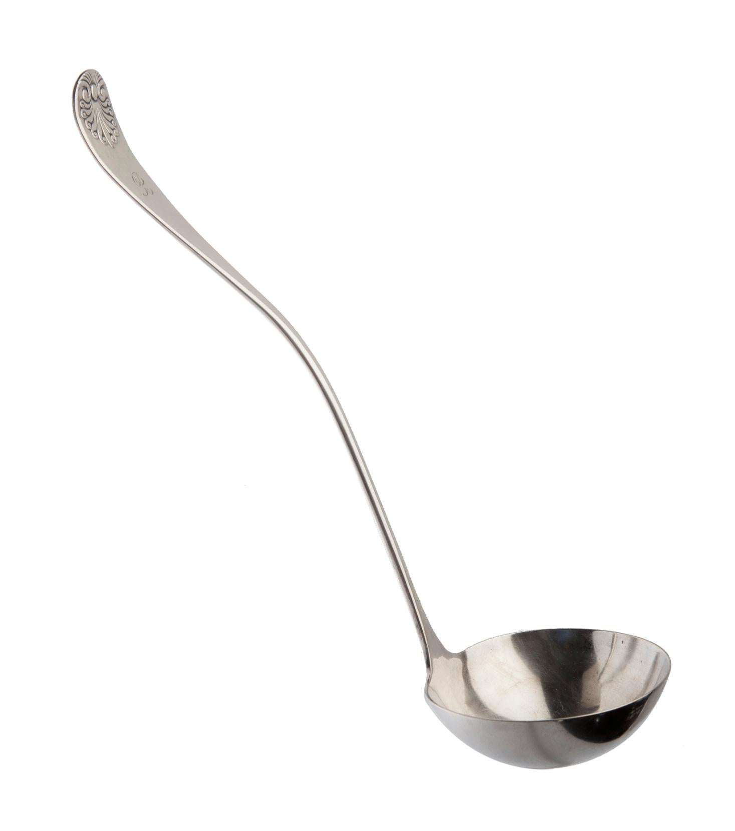 American Classical Vintage Silverplate Ladle / Shell & Monogram B For Sale