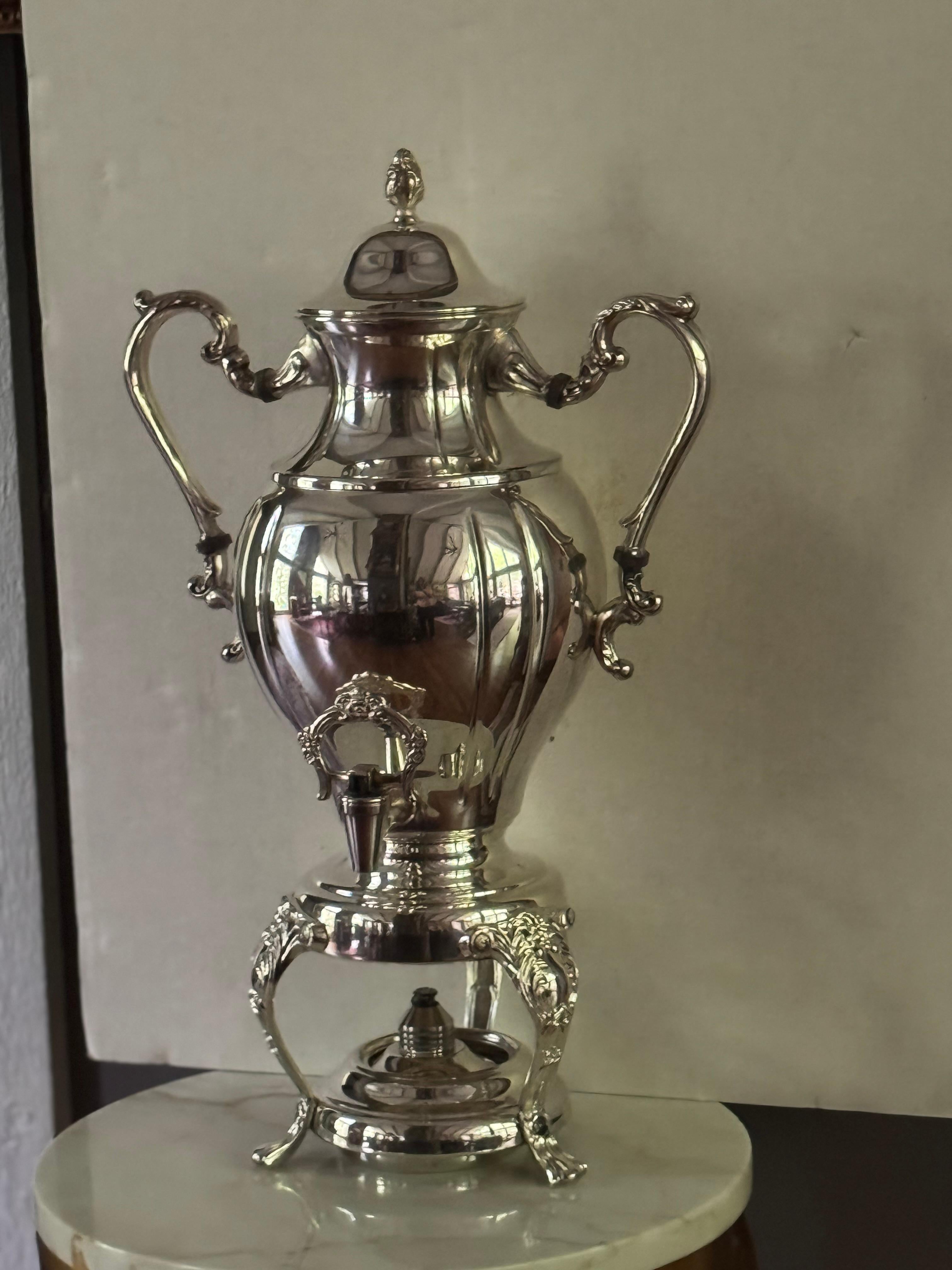 Placcato argento Samovar d'argento d'epoca, urna da caffè di Sheridan in vendita