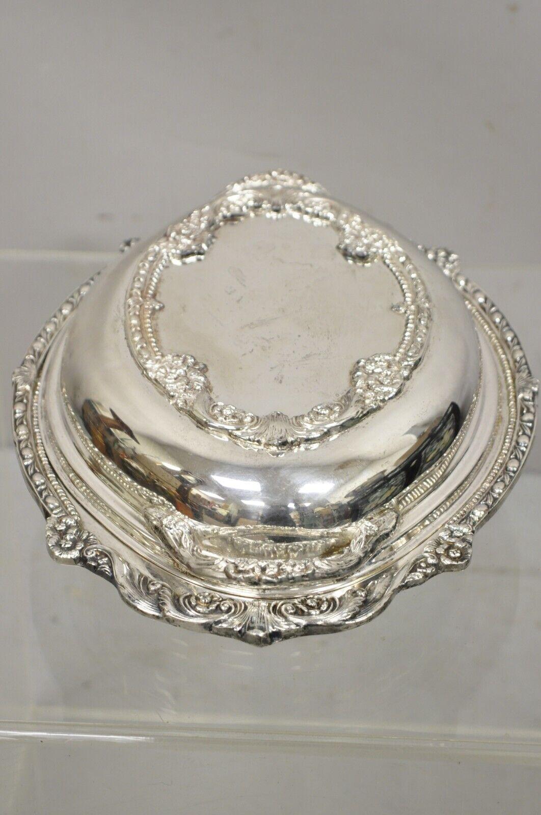 Vintage Silverplate Victorian Style Ornate Lidded Vegetable Serving Dish Platter In Good Condition For Sale In Philadelphia, PA