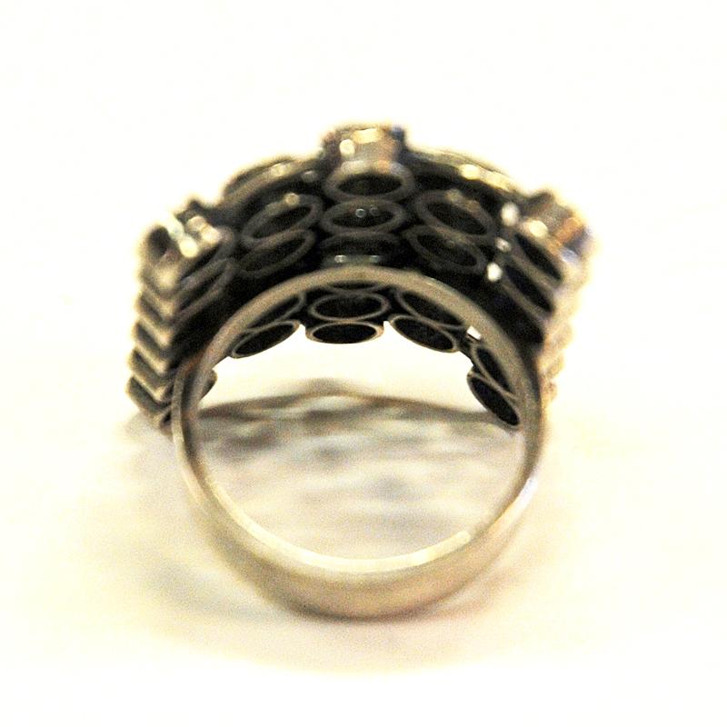 Vintage Silverring by Erik Granit with circle decor Finland, 1970 In Good Condition For Sale In Stockholm, SE