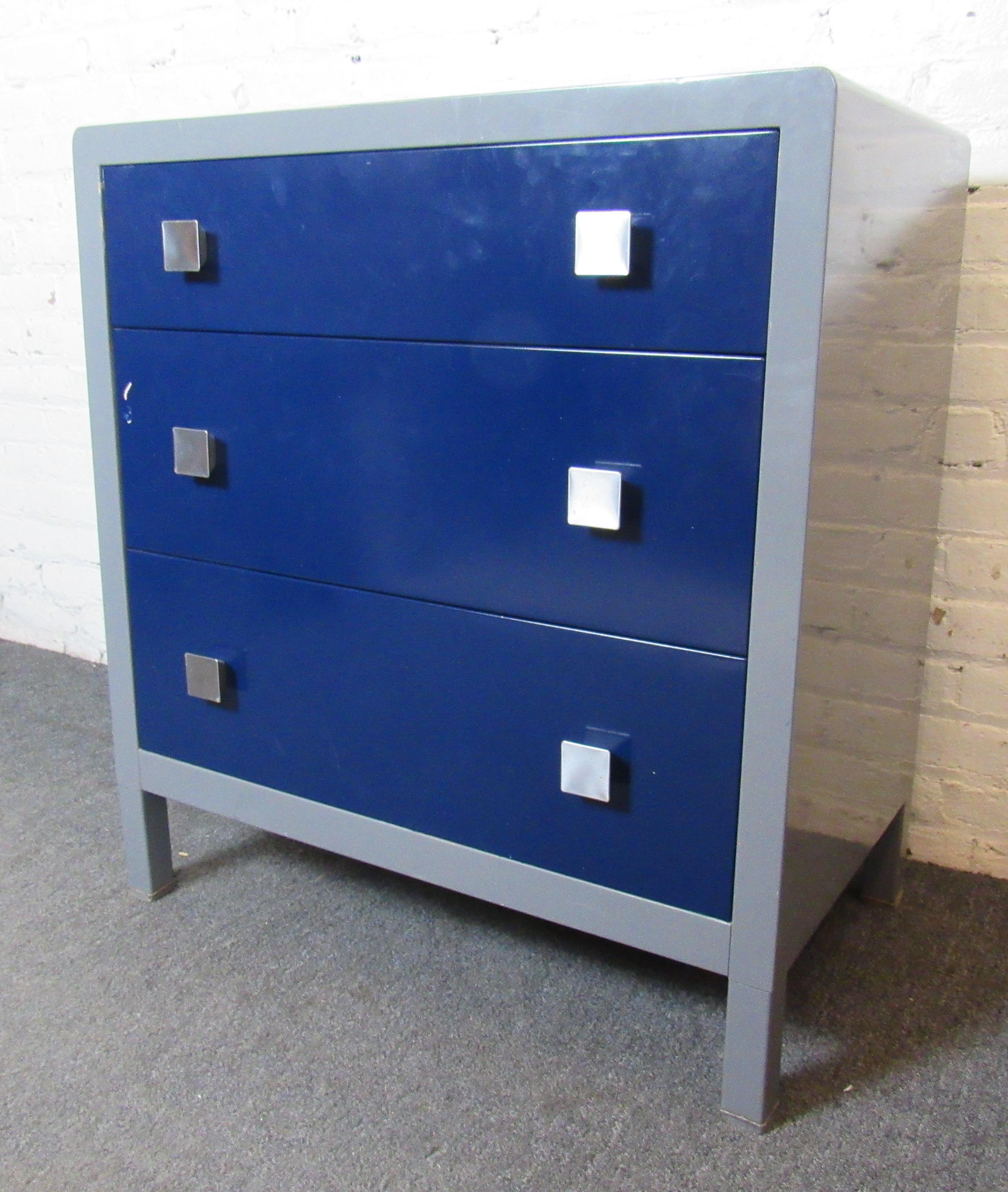 vintage simmons metal furniture