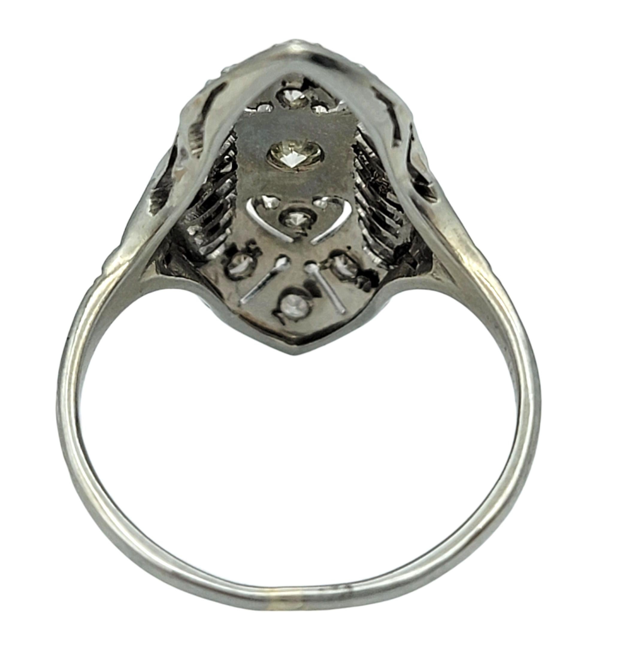Vintage Single Cut Diamant und filigrane Navette Ring in 18 Karat Weißgold (Einfacher Schliff) im Angebot