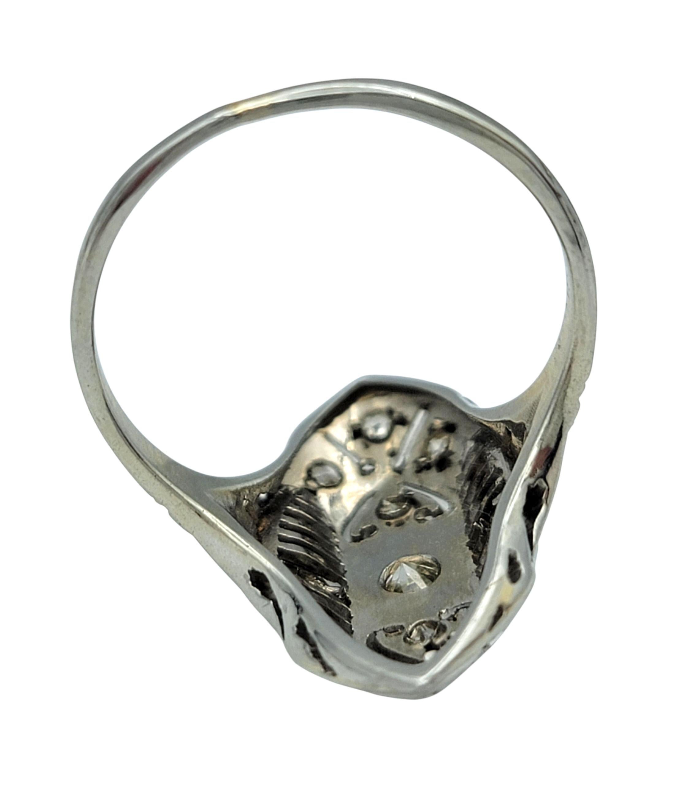 Vintage Single Cut Diamant und filigrane Navette Ring in 18 Karat Weißgold im Zustand „Gut“ im Angebot in Scottsdale, AZ