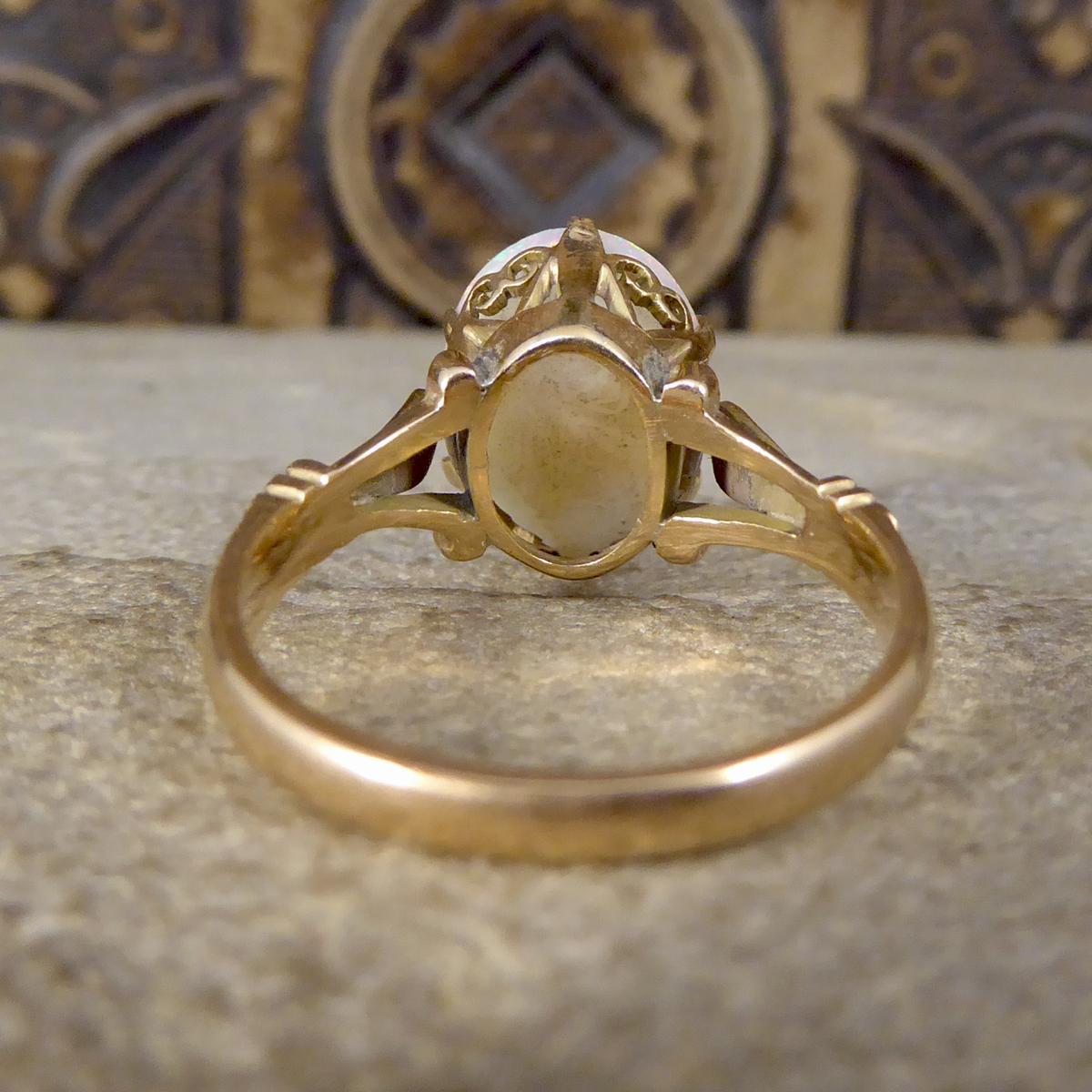 9 carat opal ring