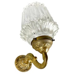 Vintage Single Wall Mount Sconce in Bronze Fitting and Glass Shade