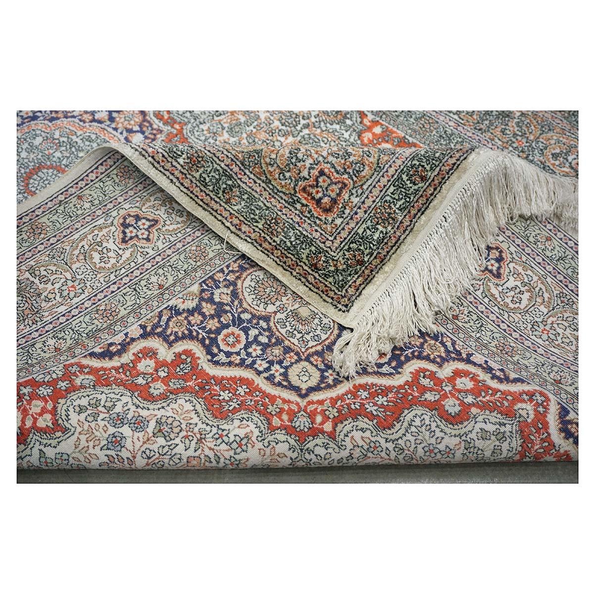 Handgefertigter Vintage Sino-Persischer Hereke-Teppich aus Seide 3x5 in Weiß, Elfenbein, Rot und Lila im Angebot 8