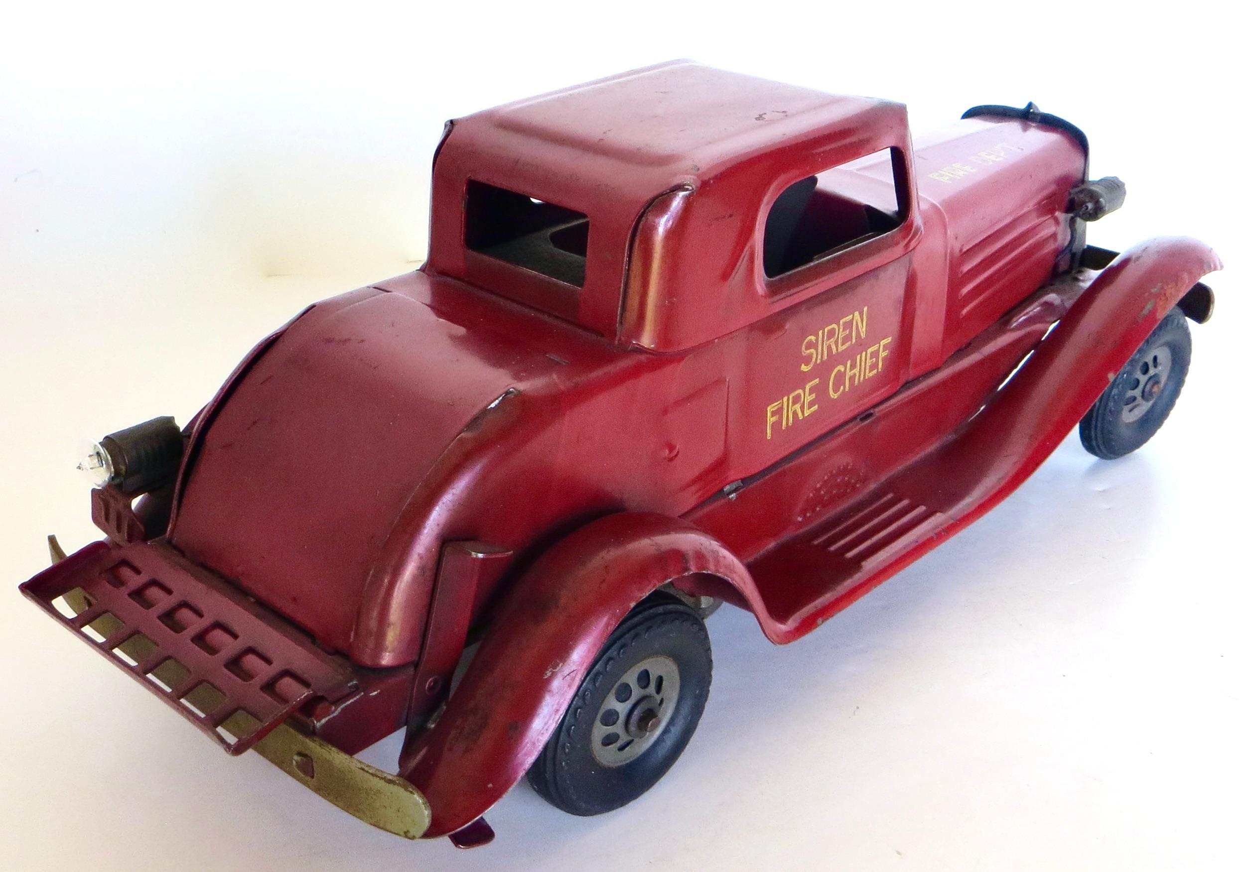 Coche antiguo 