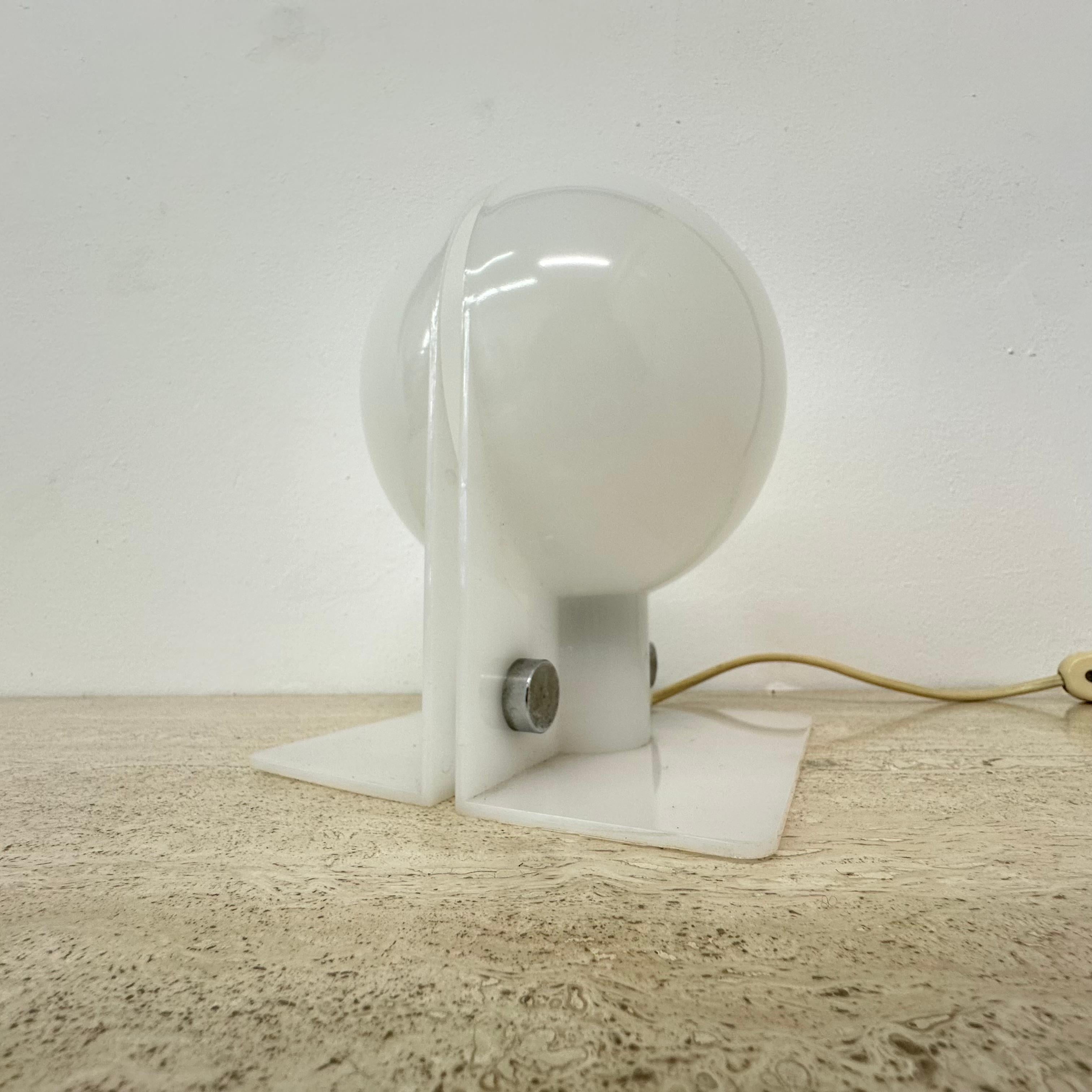 Lampe Sirio de Sergio Brazzoli pour Harvey Guzzini, ère de l'espace des années 1970 en vente 3