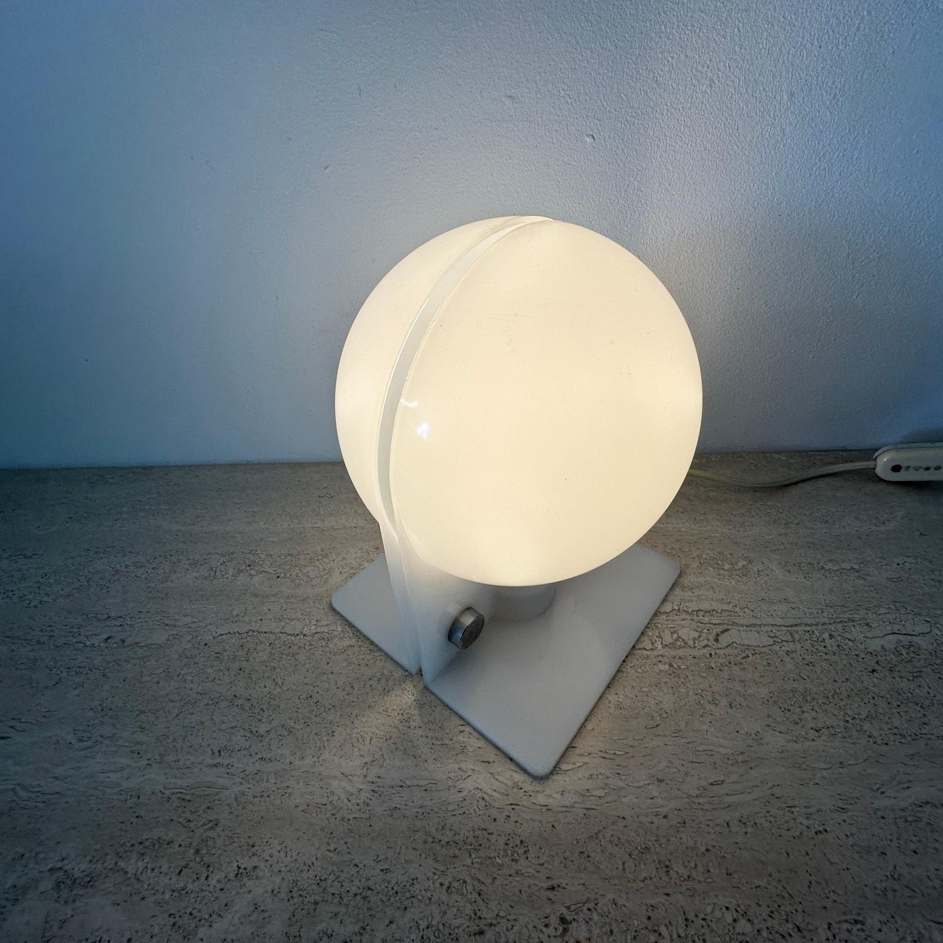 Mid-Century Modern Lampe Sirio de Sergio Brazzoli pour Harvey Guzzini, ère de l'espace des années 1970 en vente