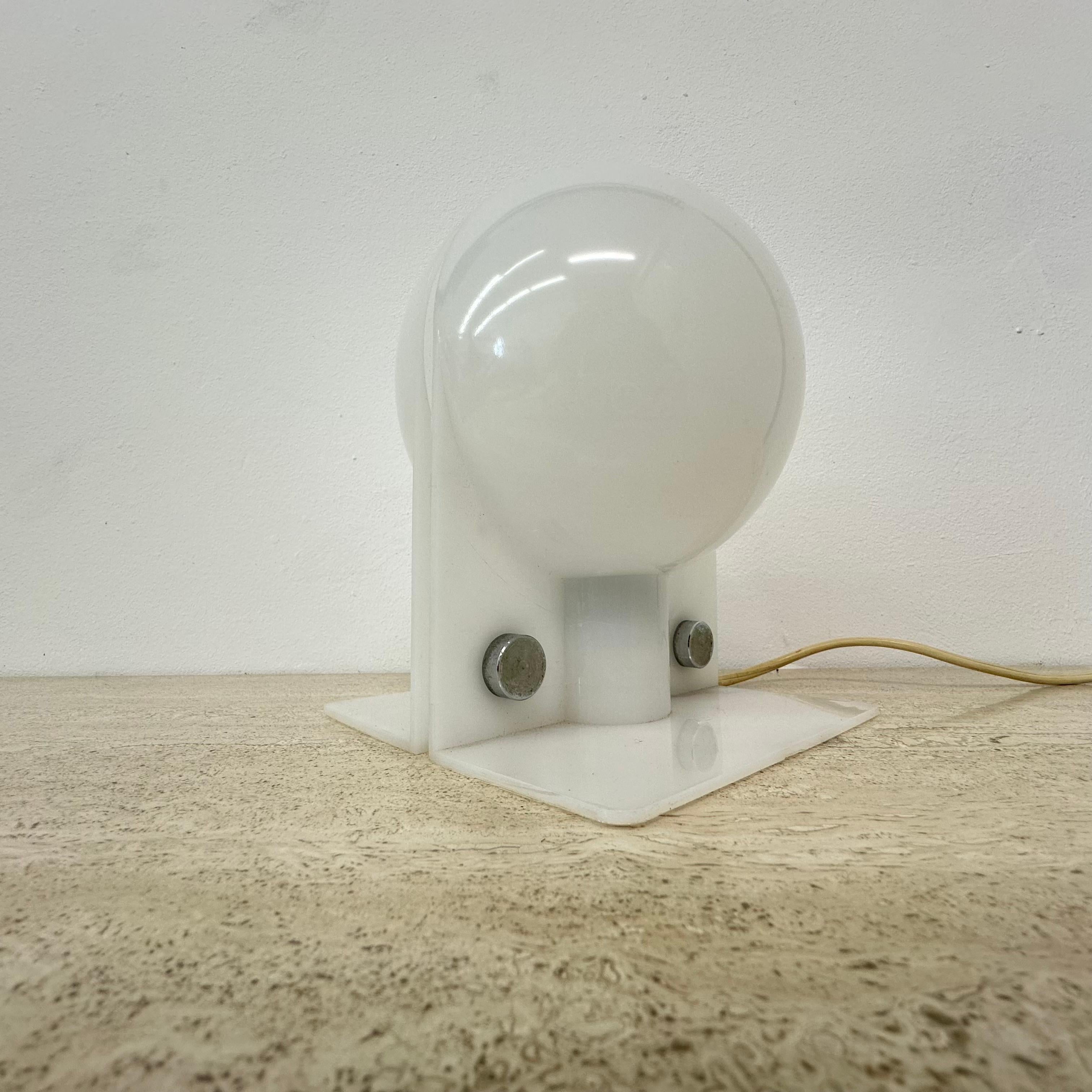 Lampe Sirio de Sergio Brazzoli pour Harvey Guzzini, ère de l'espace des années 1970 en vente 2