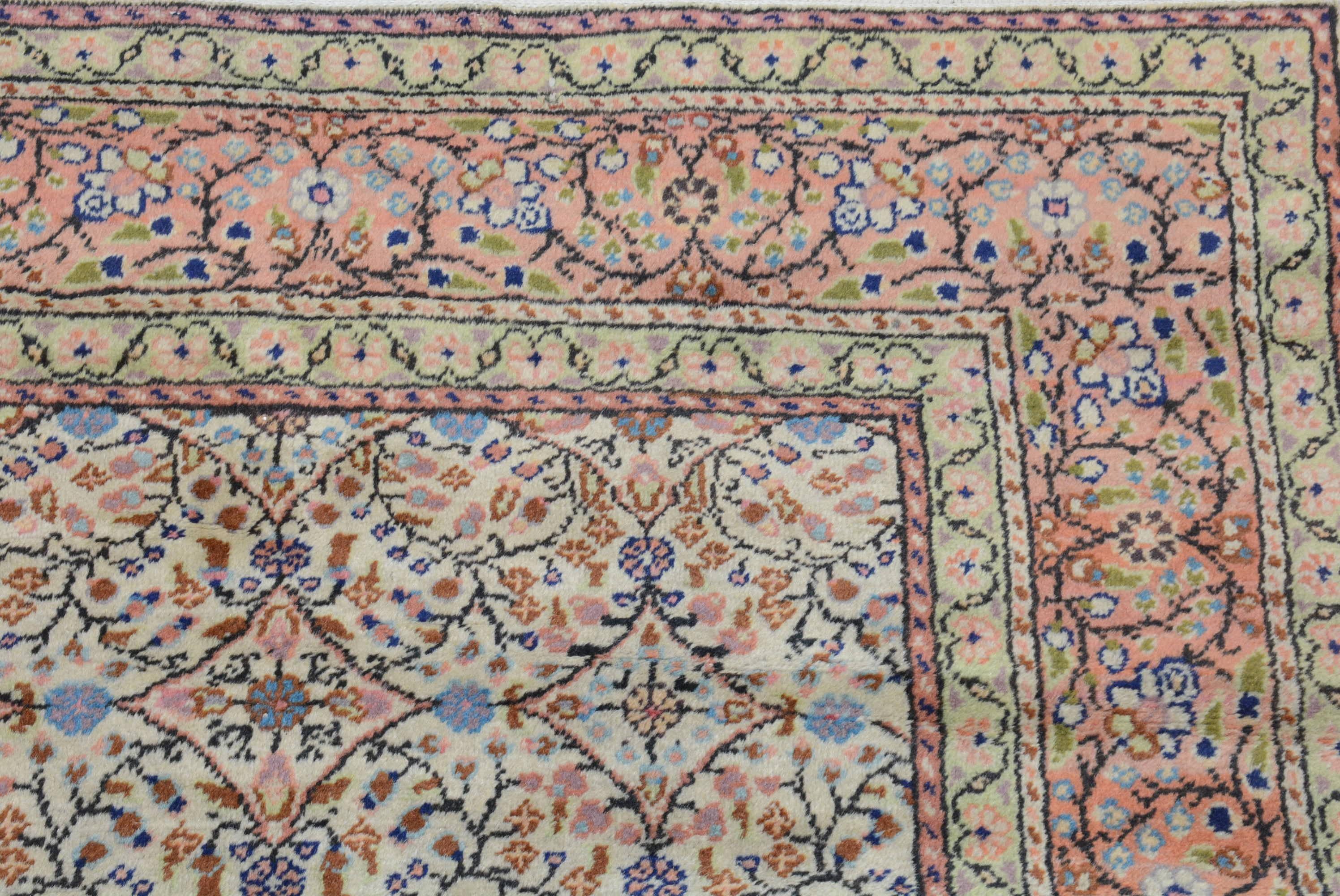 Woven Vintage Sivas Carpet For Sale