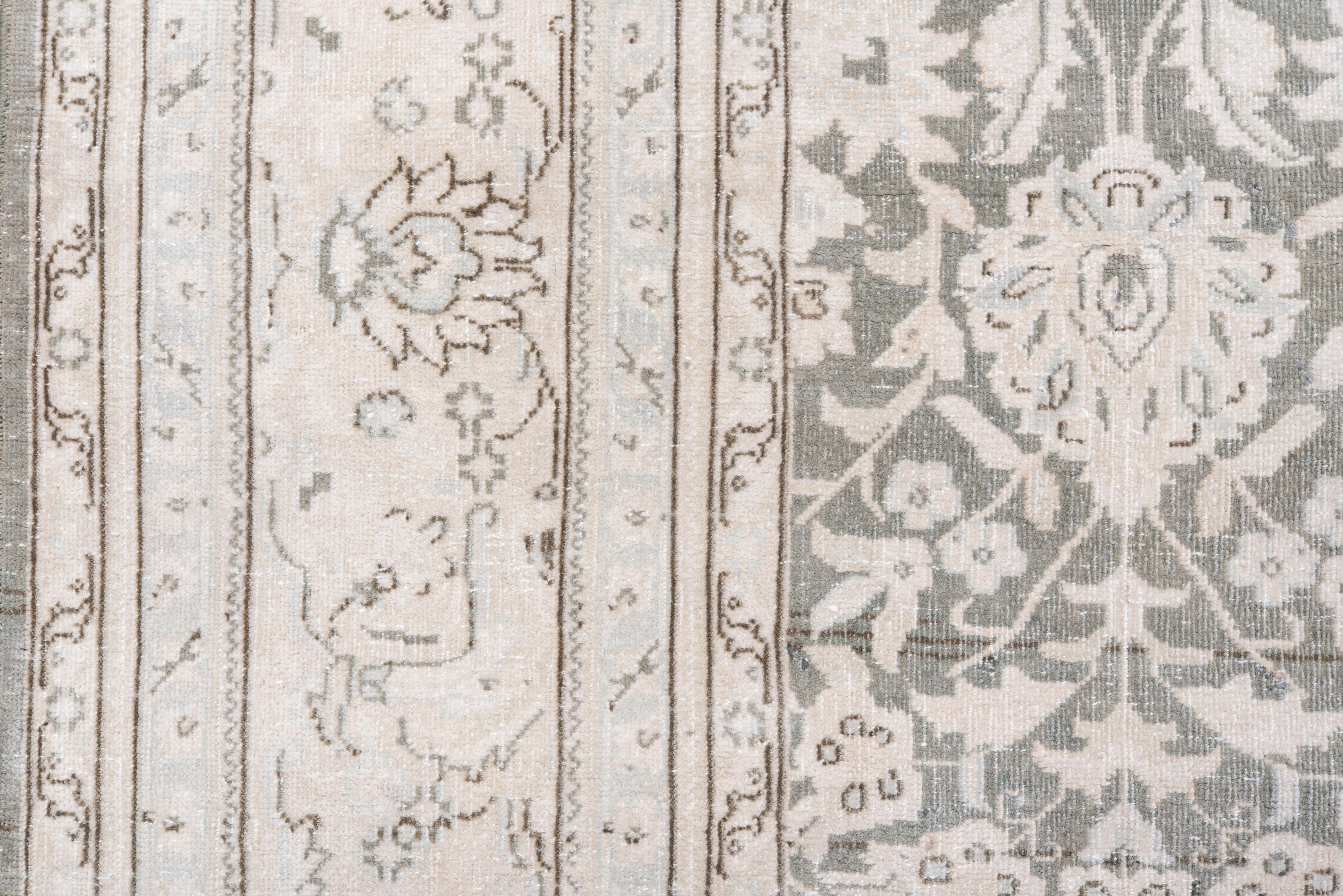 XX secolo Pergamena floreale di Sivas vintage in vendita