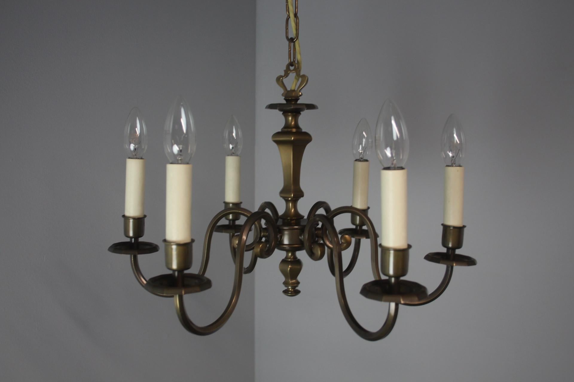 Lampadario vintage a sei bracci, anni '70. in vendita 4