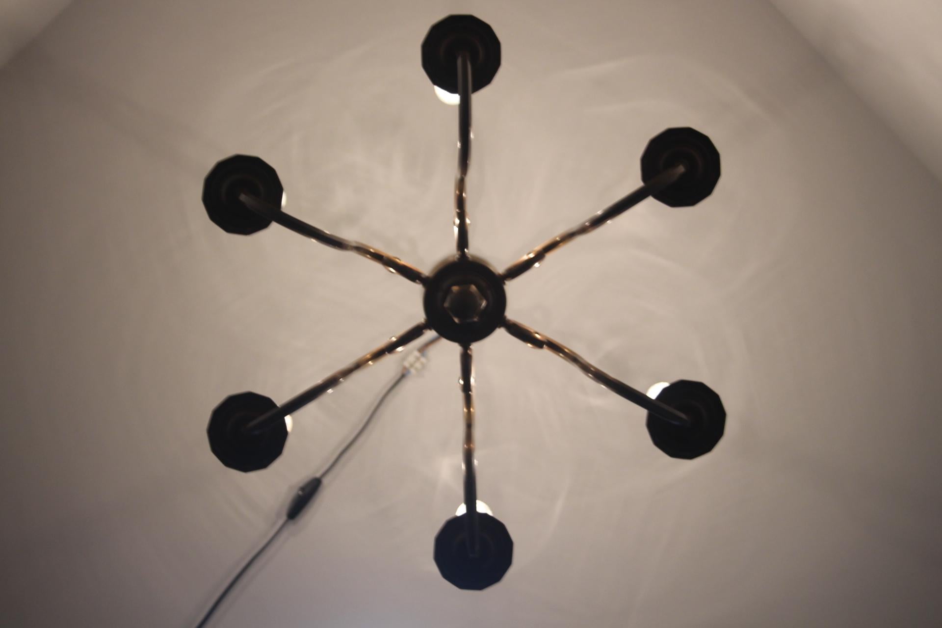 Lampadario vintage a sei bracci, anni '70. In condizioni buone in vendita a Praha, CZ