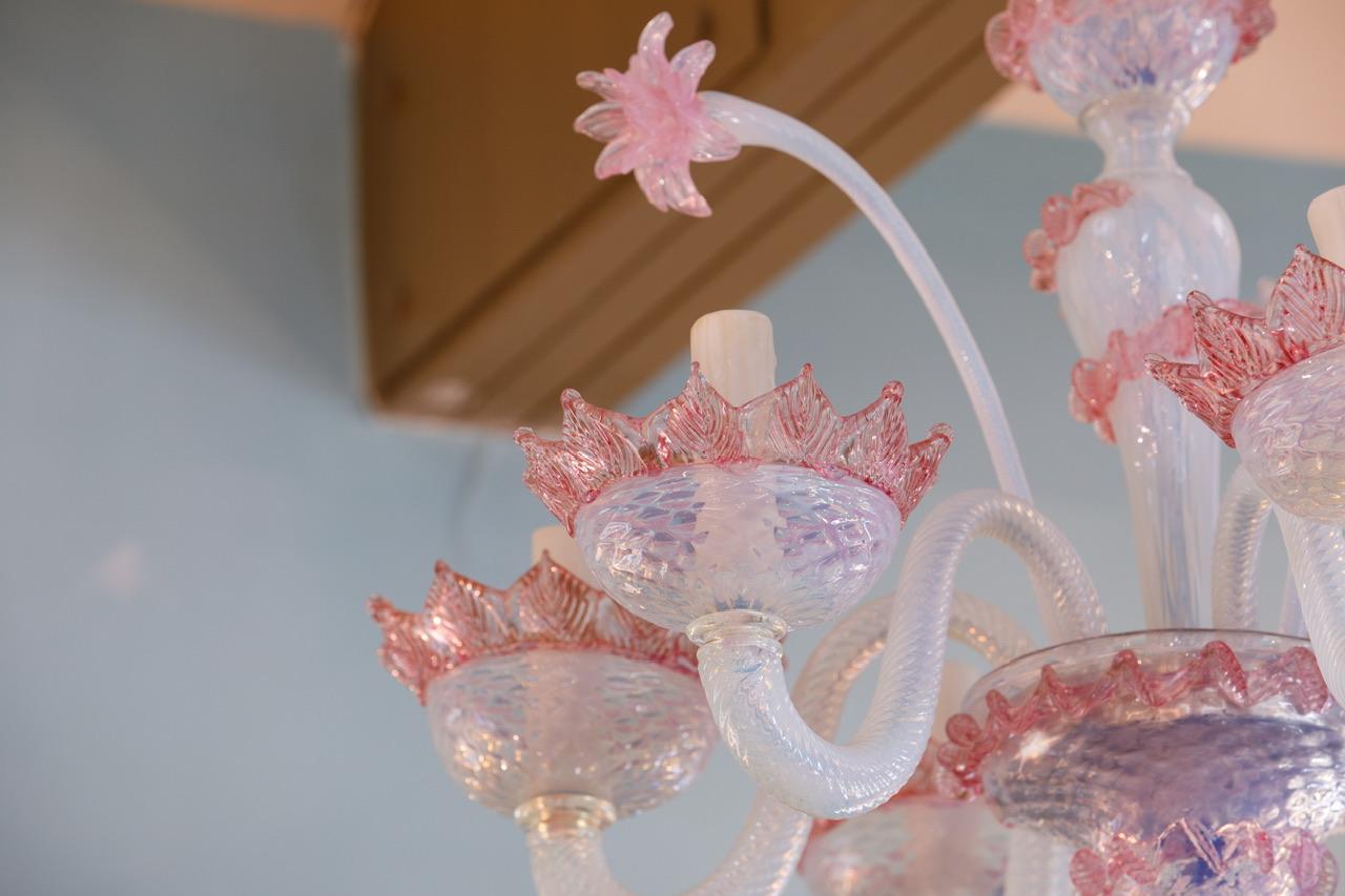 Charming, Vintage Murano (Venetian) hand-blown glass chandelier of 