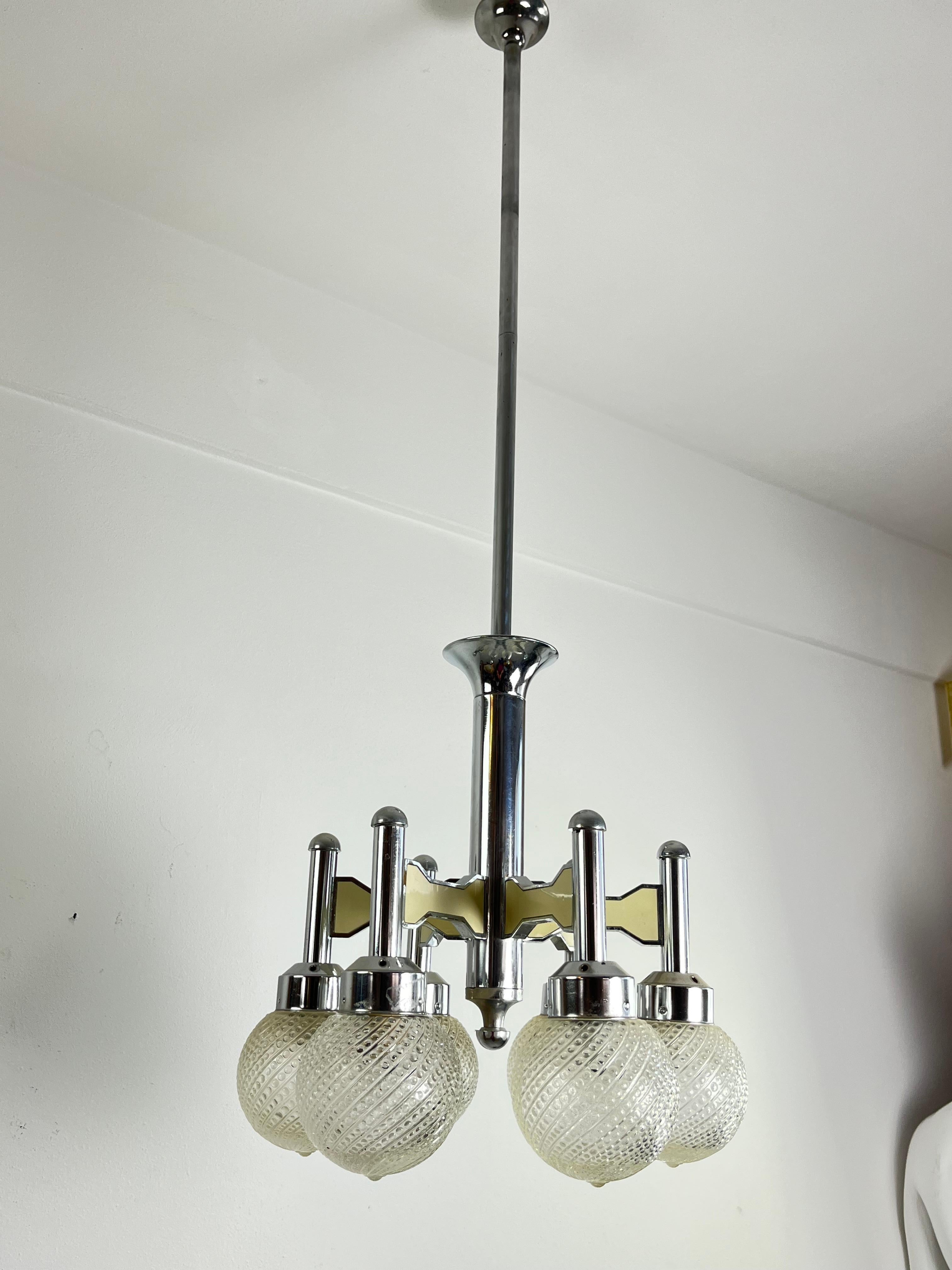 Vintage Six-Light Steel And Murano Glass Chandelier Attributed To L. Frigerio In Good Condition For Sale In Palermo, IT