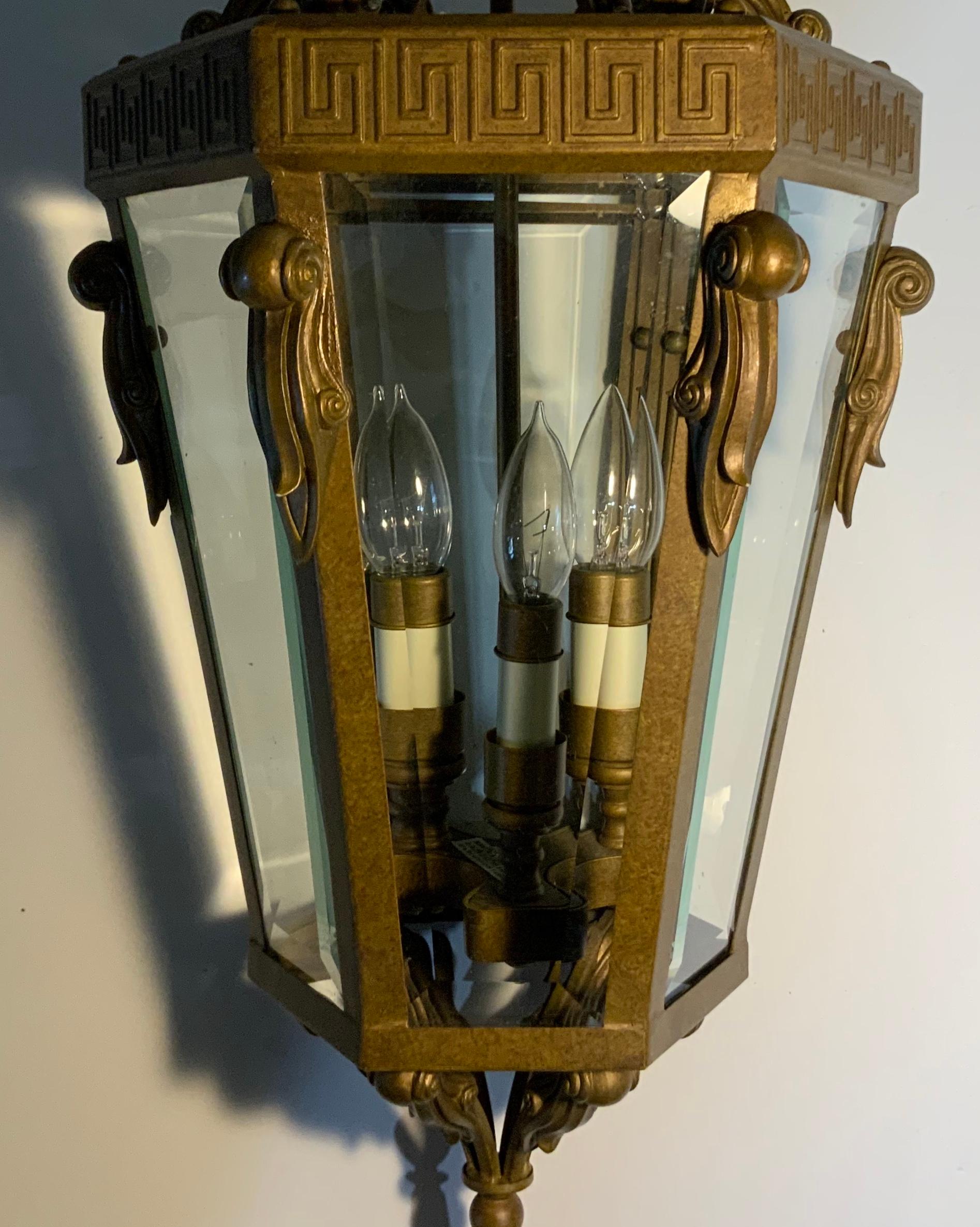 20th Century Vintage Six Sides Indoor Elegant Hanging Lantern Chandelier For Sale
