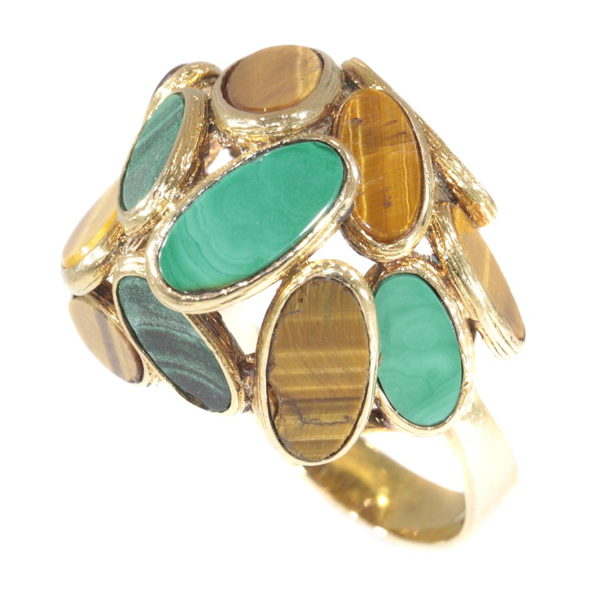 Vintage Pop-Art 18 Karat Gold Ring Set with Malachite and Tiger Eye, 1960s In Excellent Condition For Sale In Antwerp, BE