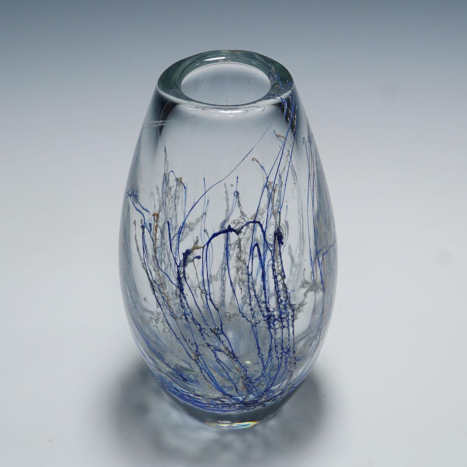 Vase Sjogras de Goran Stroemgren pour Art Glassworks Urshult Suède Bon état - En vente à Berghuelen, DE