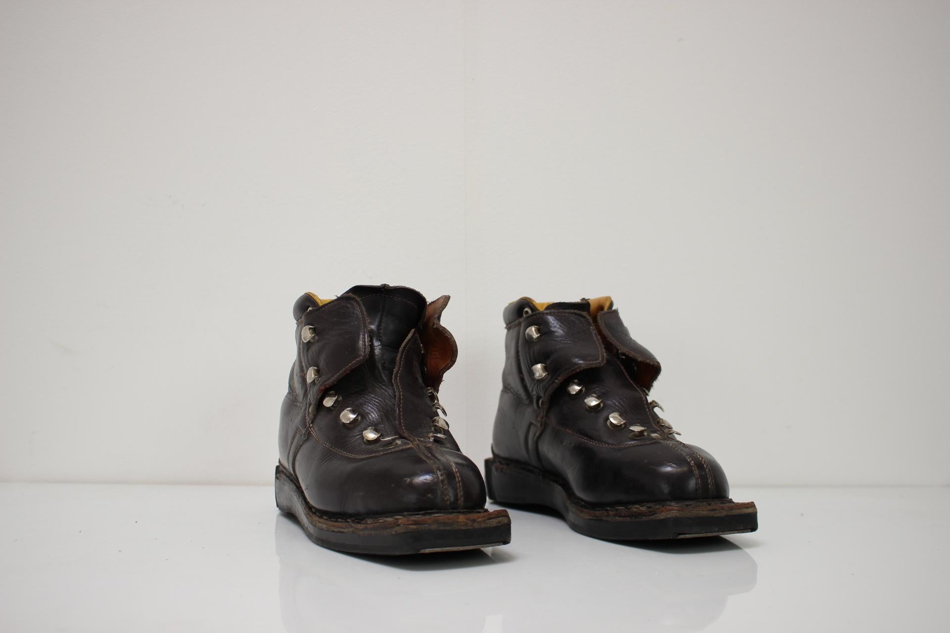 Scarponi da sci vintage di Botas, Cecoslovacchia, anni '70 In condizioni buone in vendita a Praha, CZ