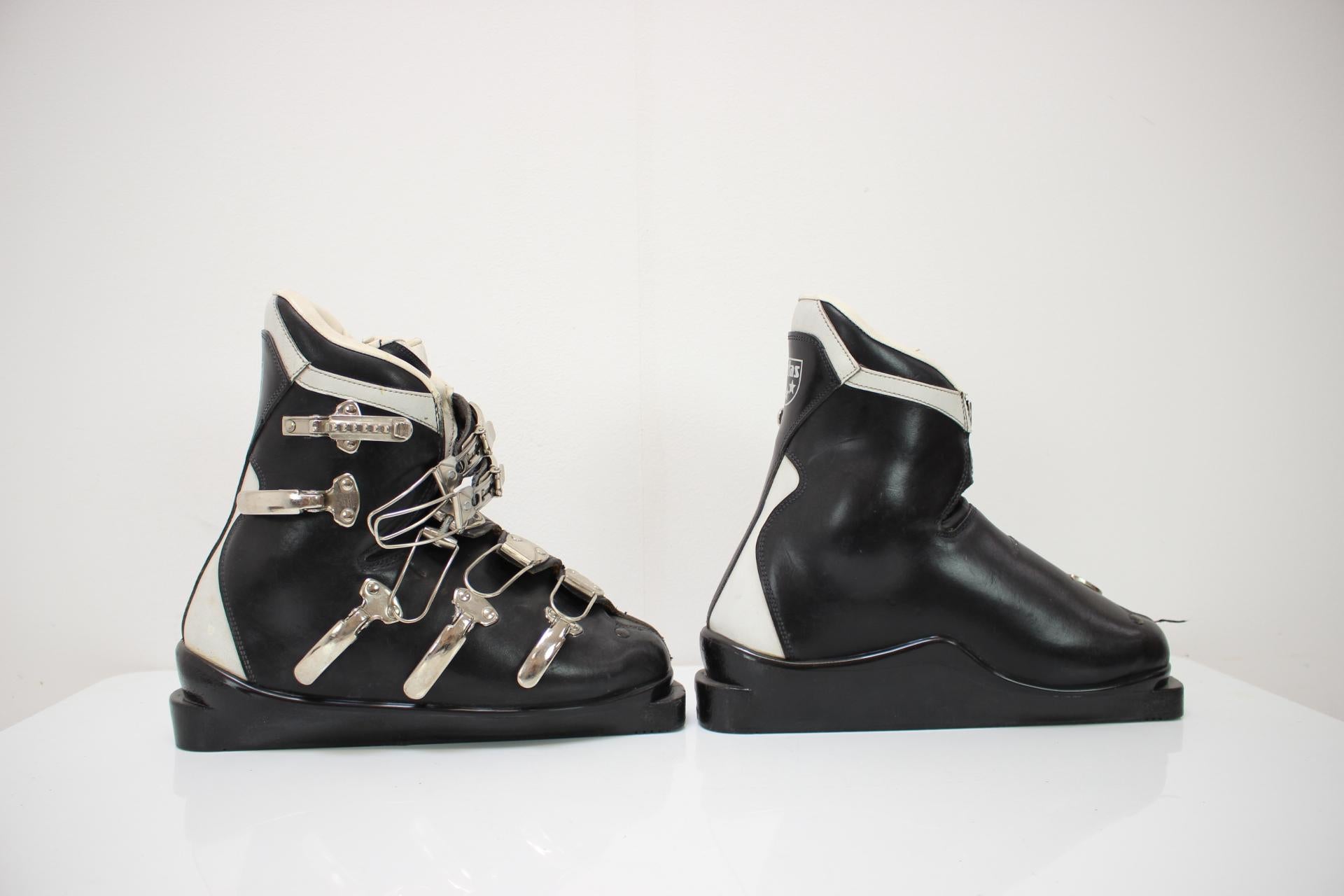 Late 20th Century Vintage Skiing Boots by Botas, Czechoslovakia, 1980's For Sale
