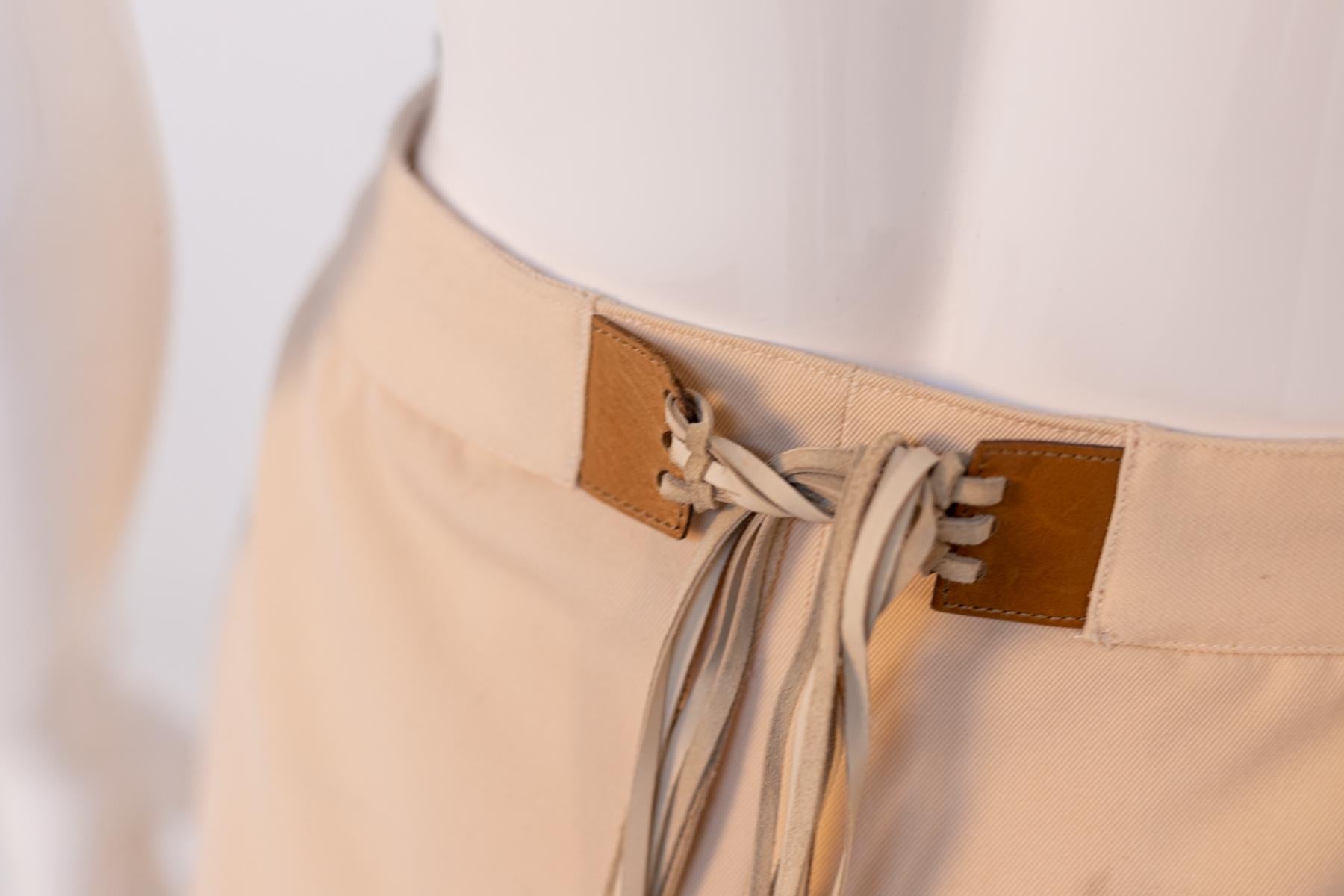 Vintage Skirt with Leather Belt In Good Condition For Sale In Milano, IT