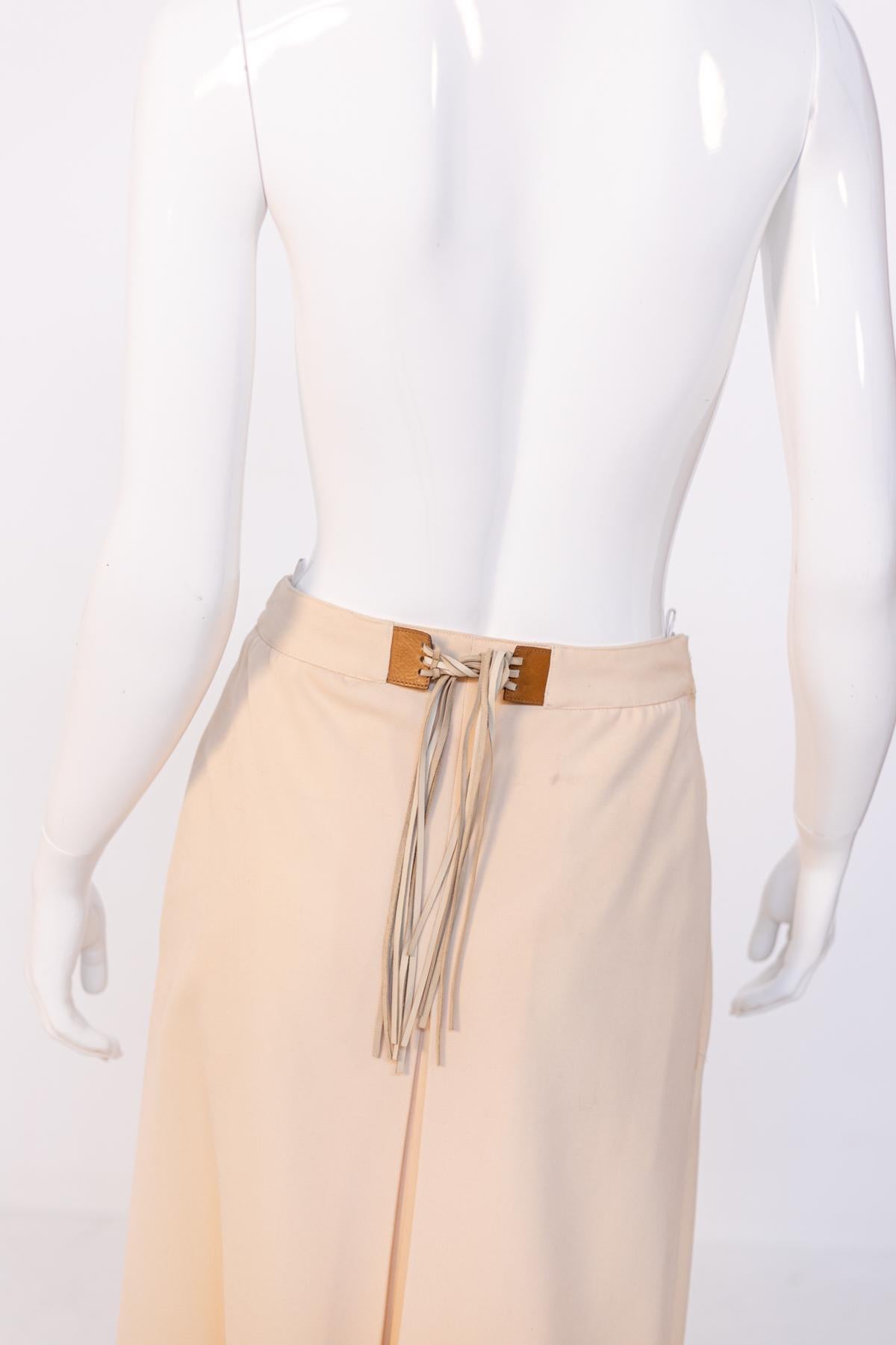 Women's Vintage Skirt with Leather Belt For Sale