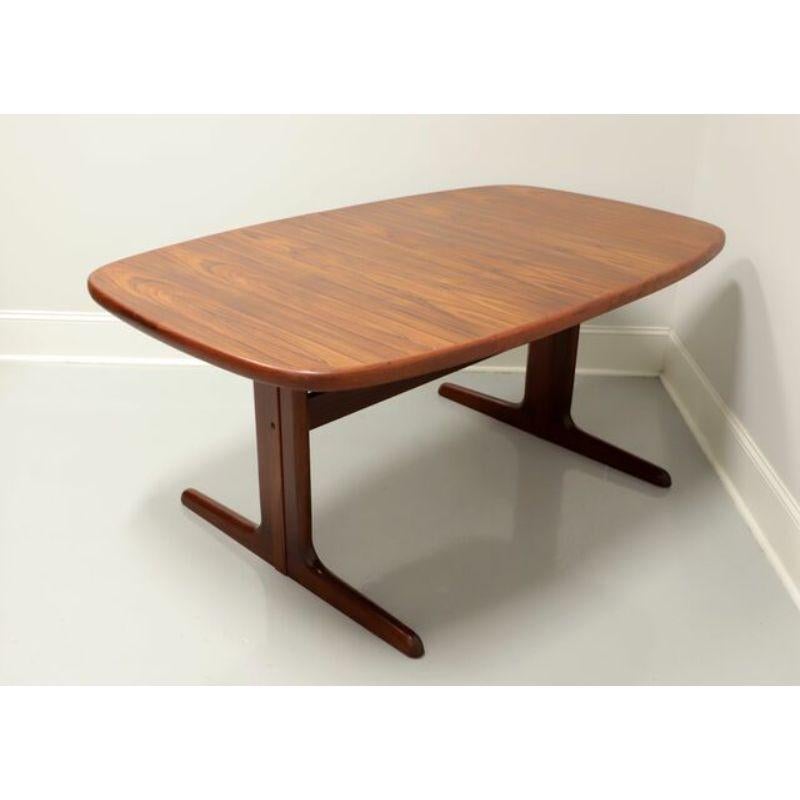 Mid-Century Modern SKOVBY Mid-Century Danish Modern Rosewood Dining Table