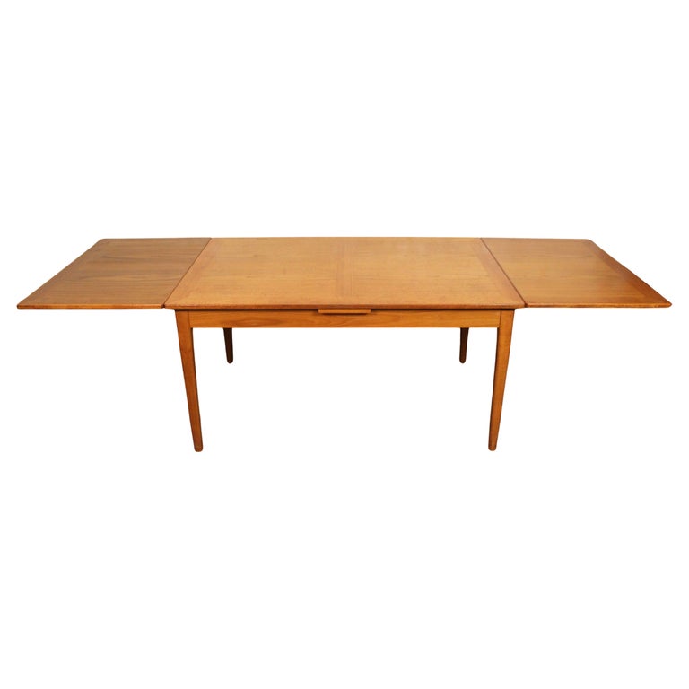 Vintage Skovby Mobelfabrik Teak Draw Leaf Table For Sale at 1stDibs - Main Image