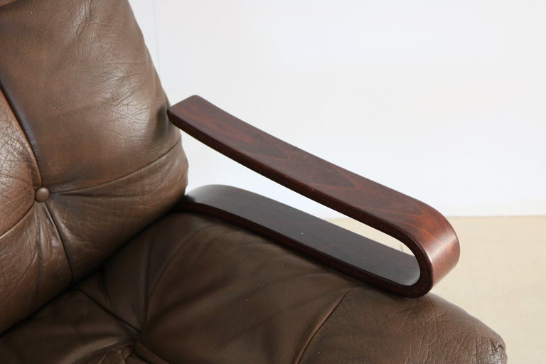 Vintage Skyline Easy Chair For Sale at 1stDibs