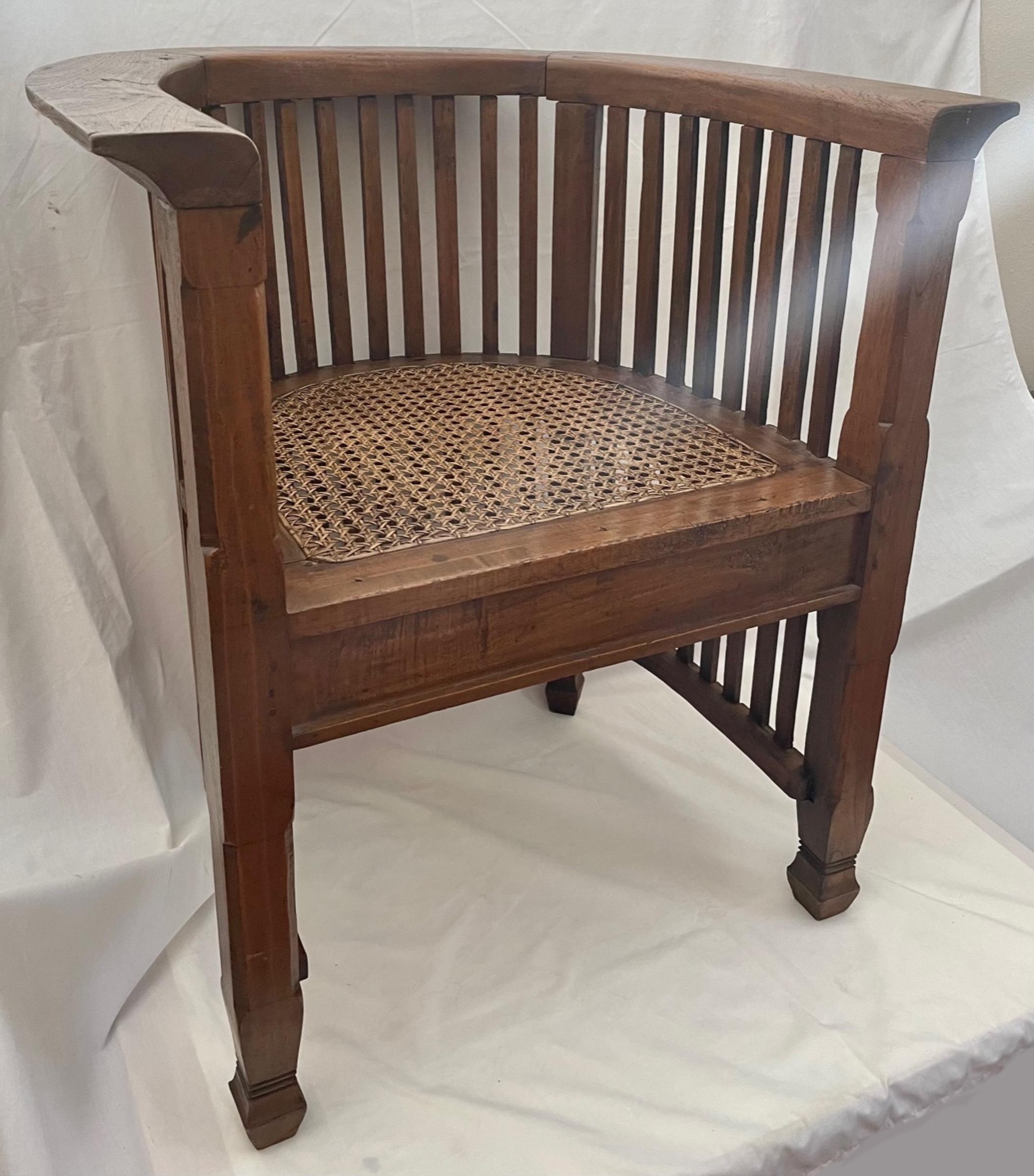 Vintage Slatted Barrel back hand carved chair

Wiener Werkstatt inspired, hand carved and hand shaved barrel chair. This creative chair is constructed in solid walnut. Vertical slats extend from the floor to the top forming the barrel’s horseshoe
