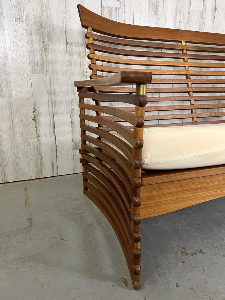 Vintage Slatted Teak Settee For Sale at 1stDibs