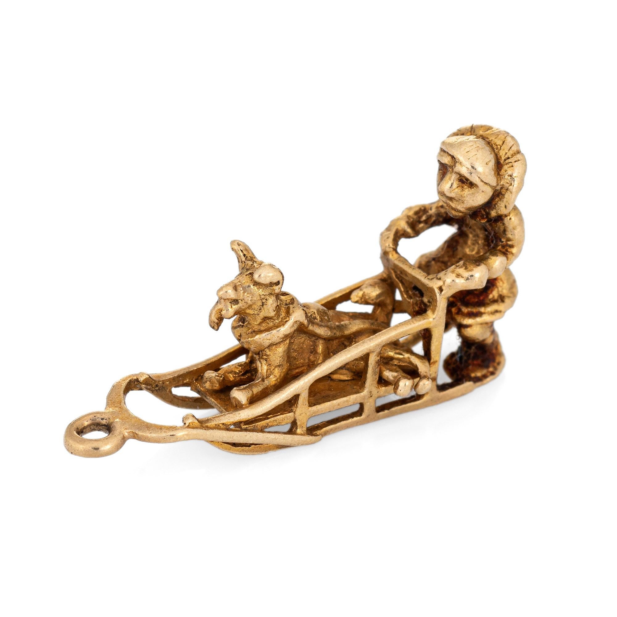 Vintage Sled Dog Charm 10k Yellow Gold Jewelry Fine Estate Pendant In Good Condition In Torrance, CA