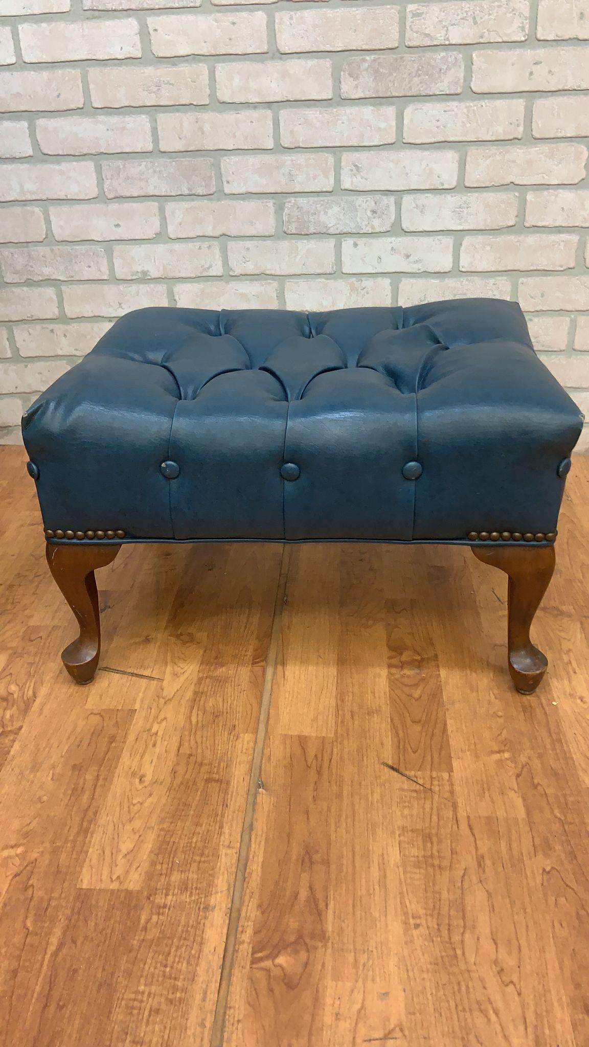 Vintage Sleepy Hollow Blue Tufted Chair and Ottoman - 2 Piece Set 4