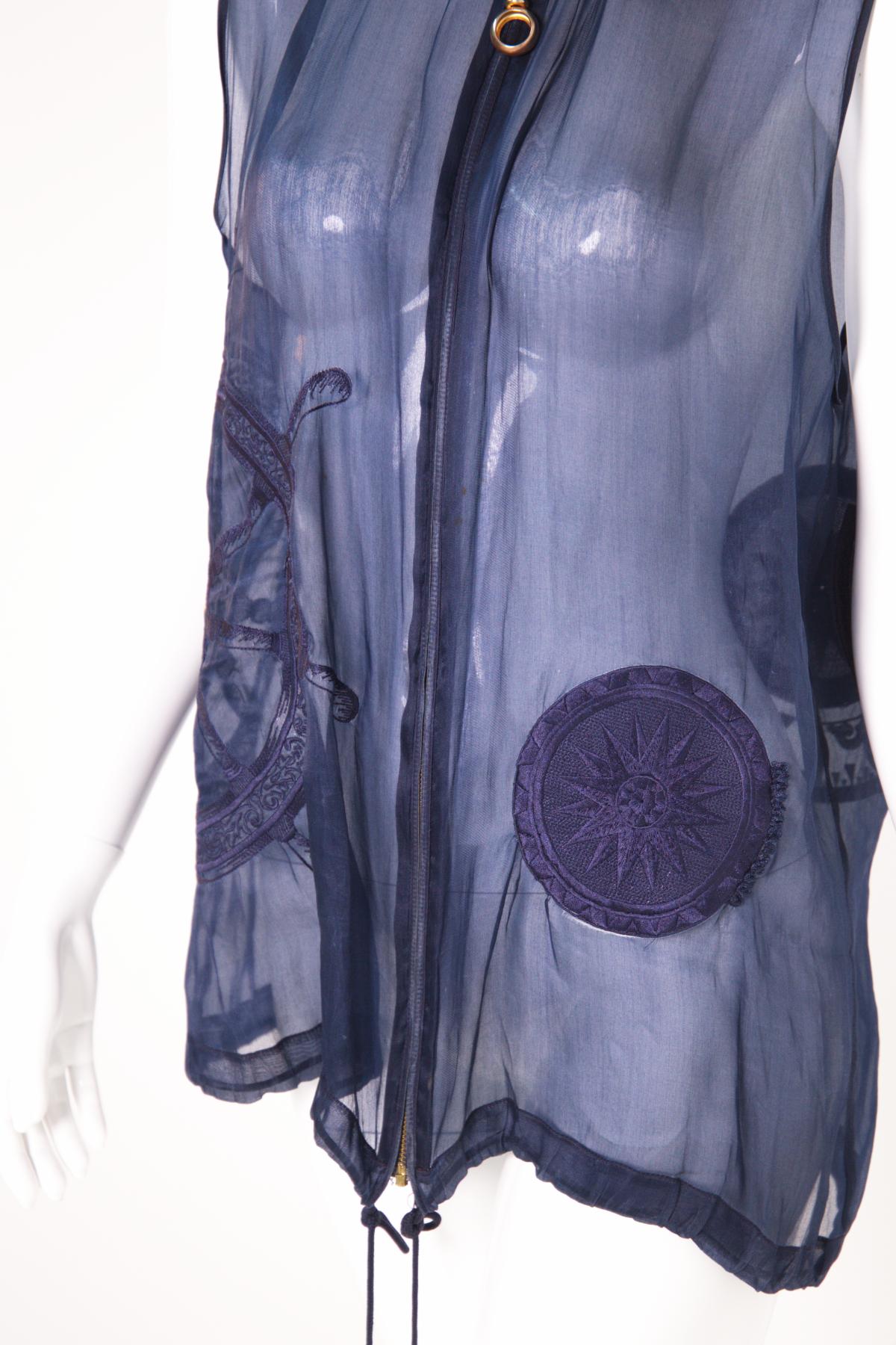 Vintage Sleeveless Transparent Blue Blouse In Good Condition For Sale In Milano, IT