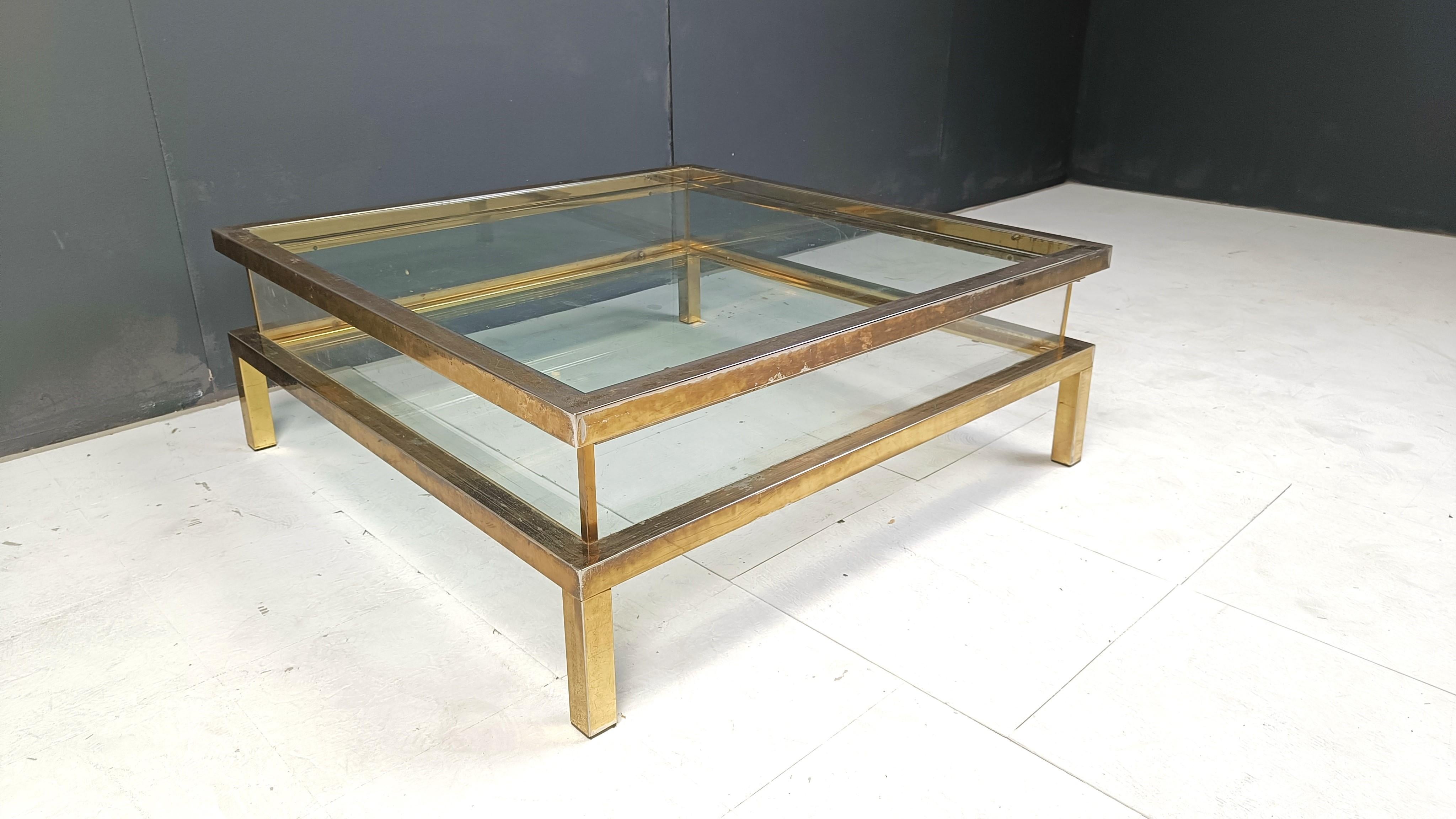 Mesa de centro vintage con tapa deslizante o mesa de centro expositora, años 70 finales del siglo XX en venta