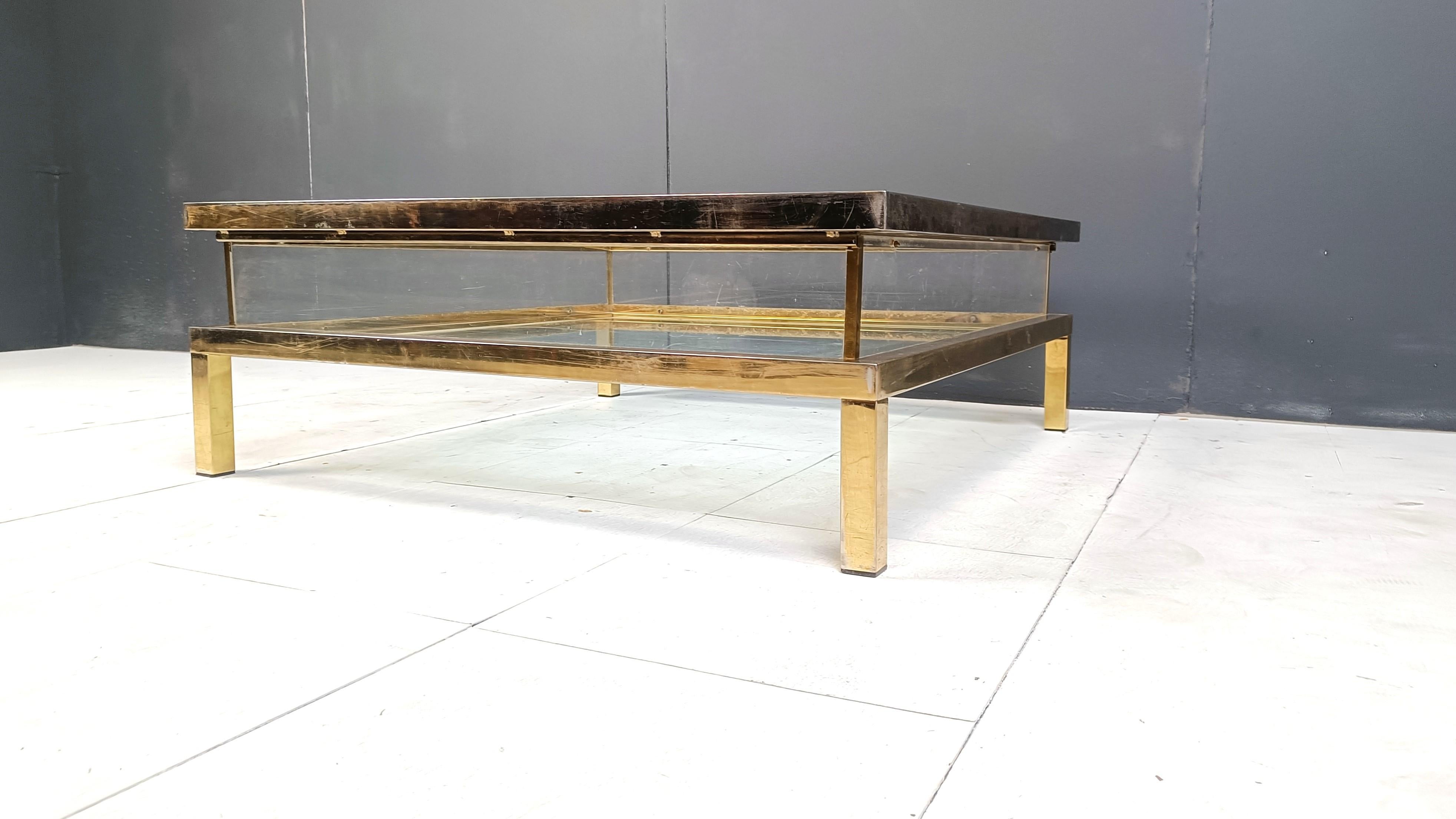 Mesa de centro vintage con tapa deslizante o mesa de centro expositora, años 70 en venta 1