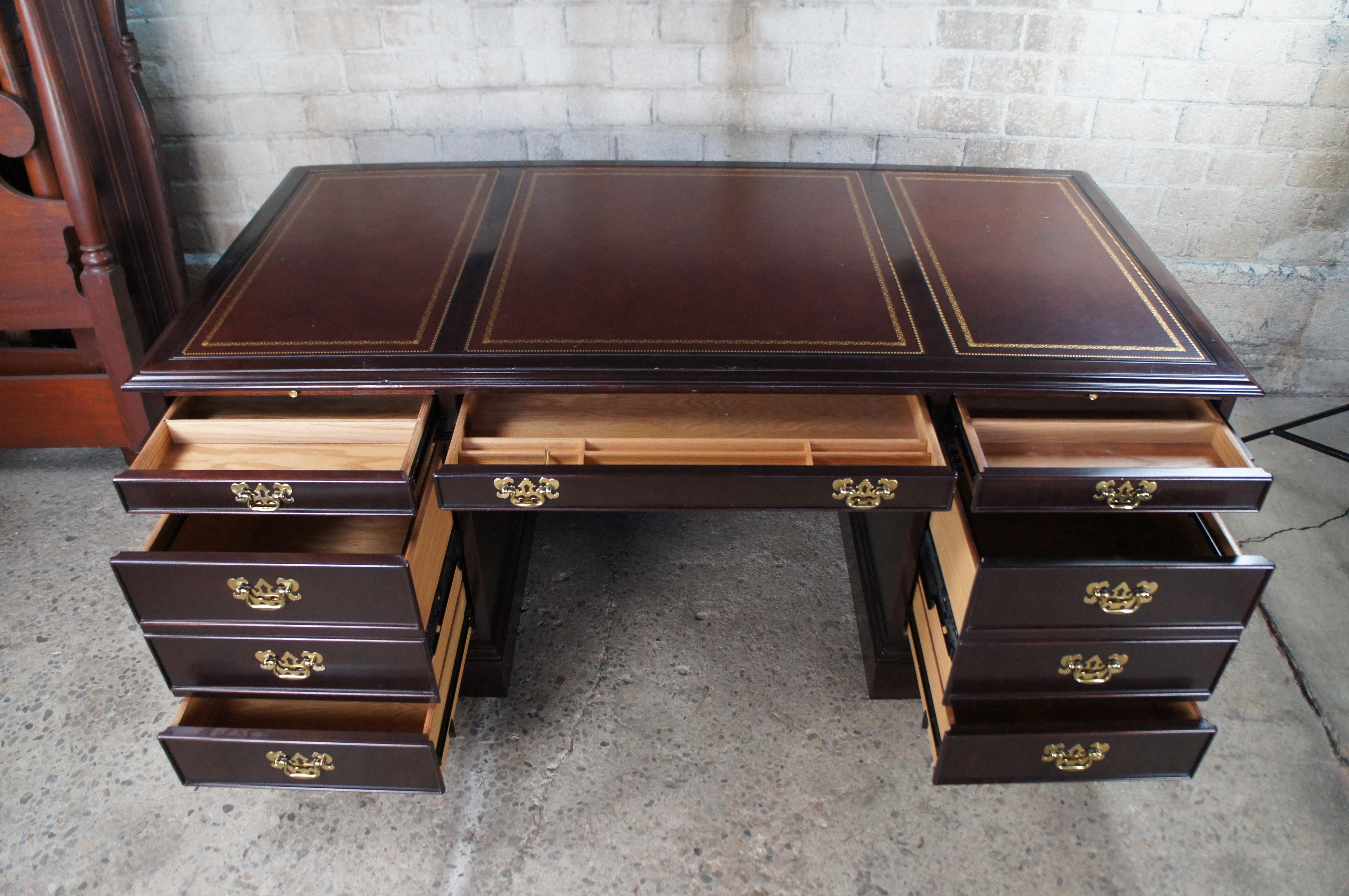 Vintage Sligh Chippendale Style Mahogany Tooled Leather Executive Office Desk 1