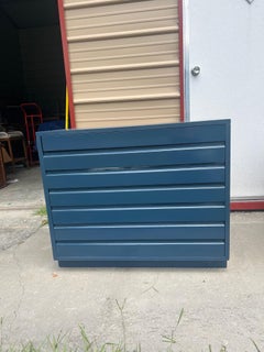 Vintage Sligh Mid-Century Hague Blue Lacquered bachelors Chests/Nightstands