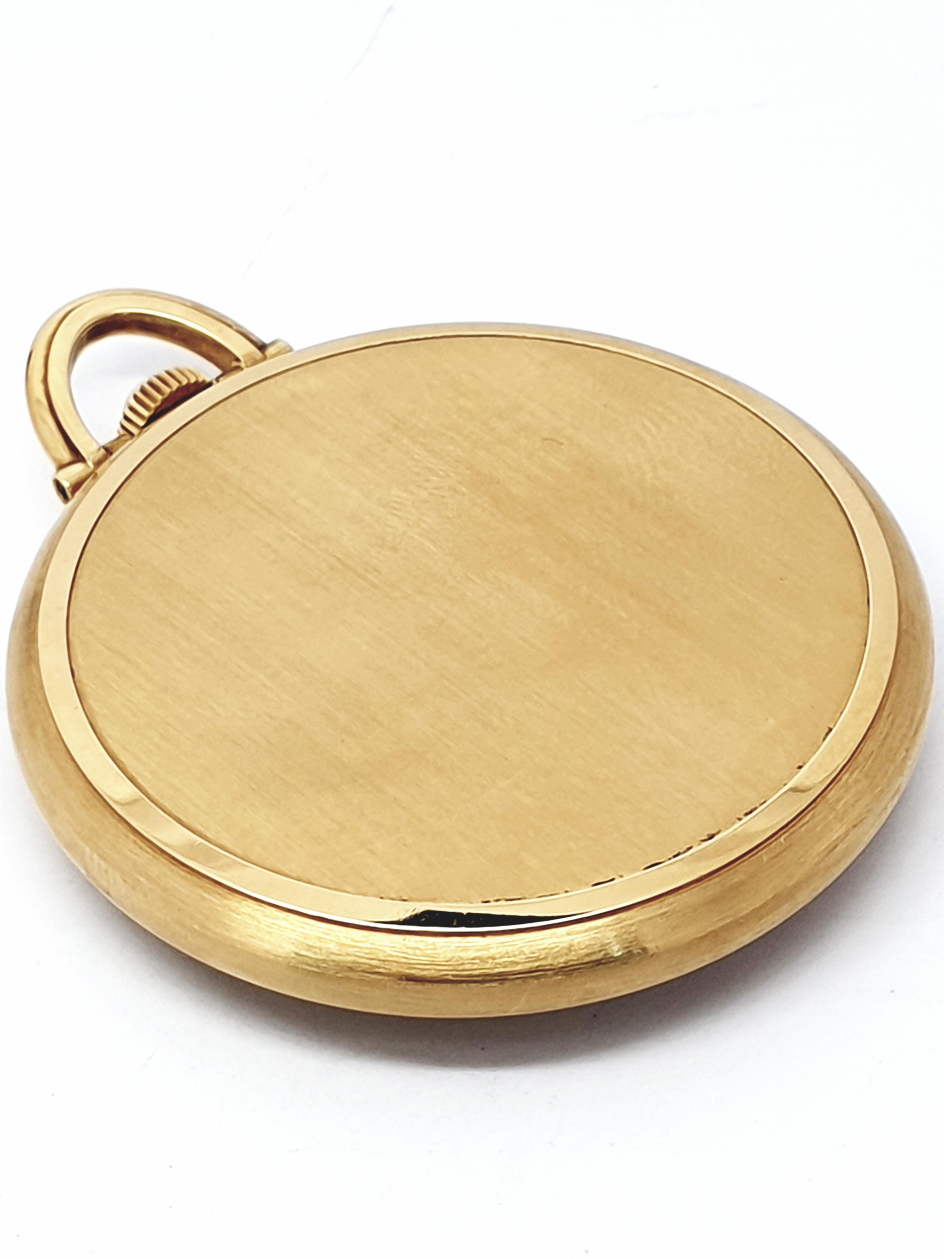 Vintage Slimline Patek Philippe Pocket Watch 18 Karat Gold In Good Condition For Sale In Dublin, IE