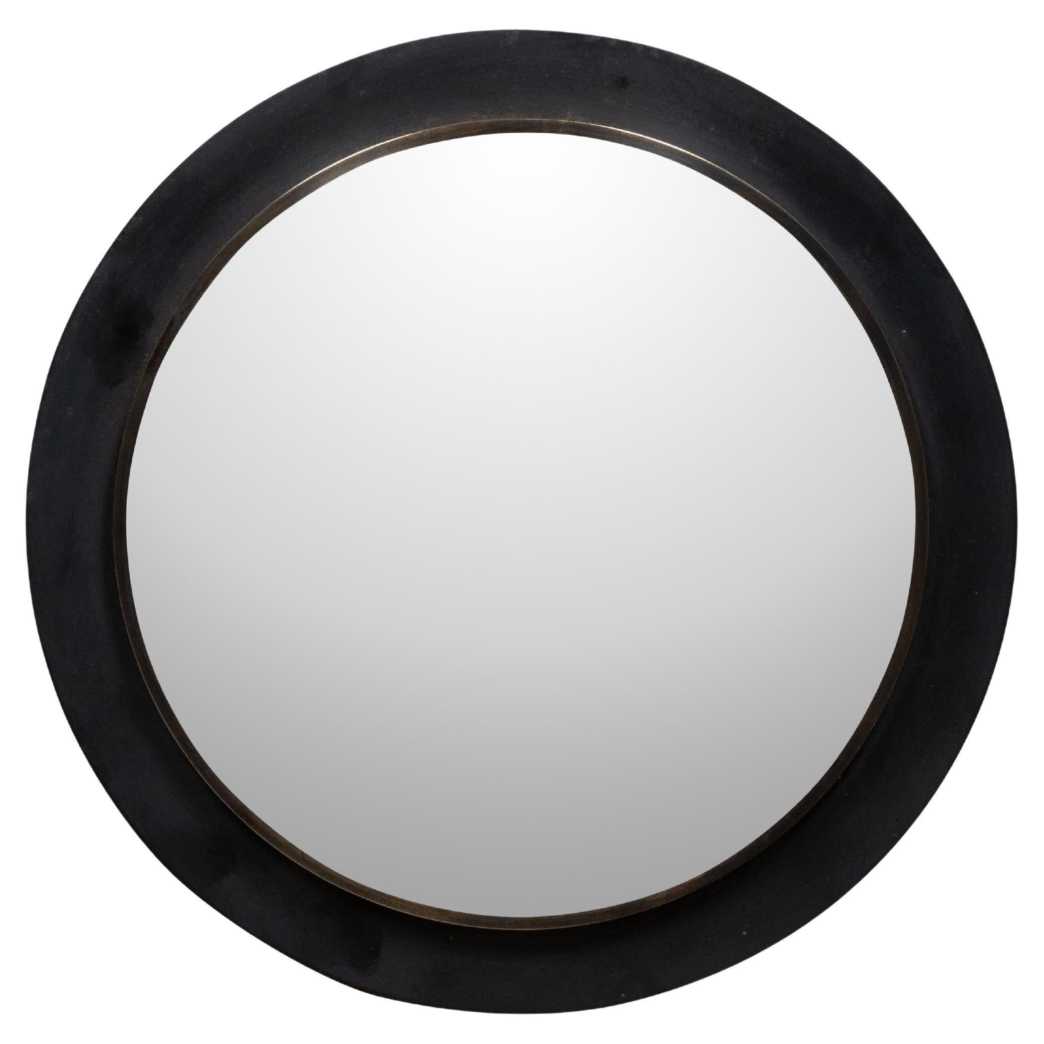 Petit miroir convexe américain vintage avec cadre circulaire en métal noir en vente