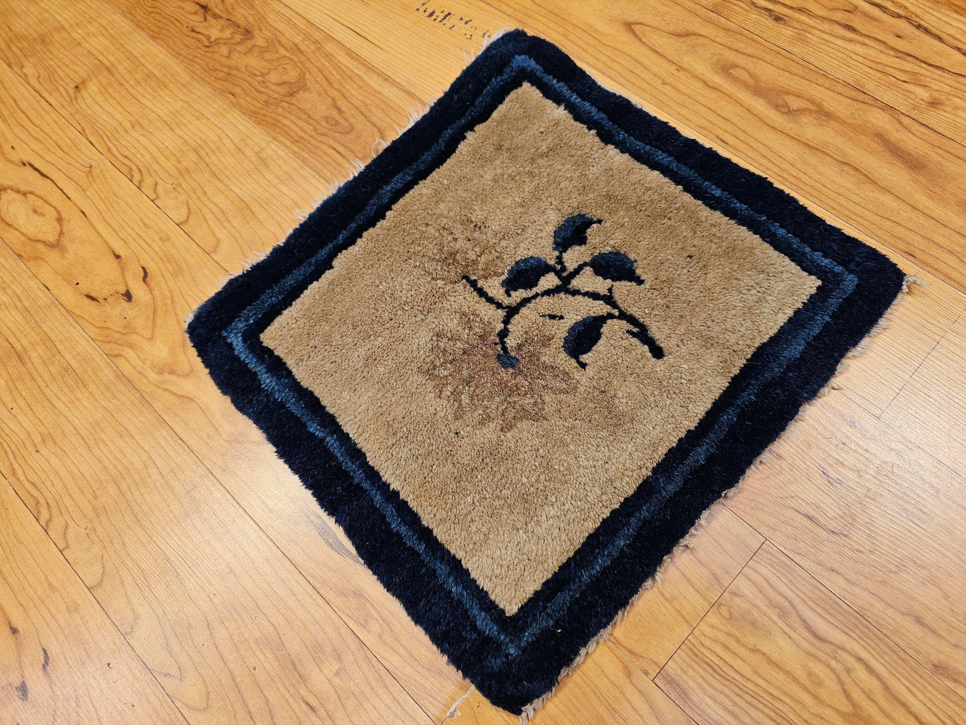 20th Century Vintage Small Art Deco Chinese Rug For Sale