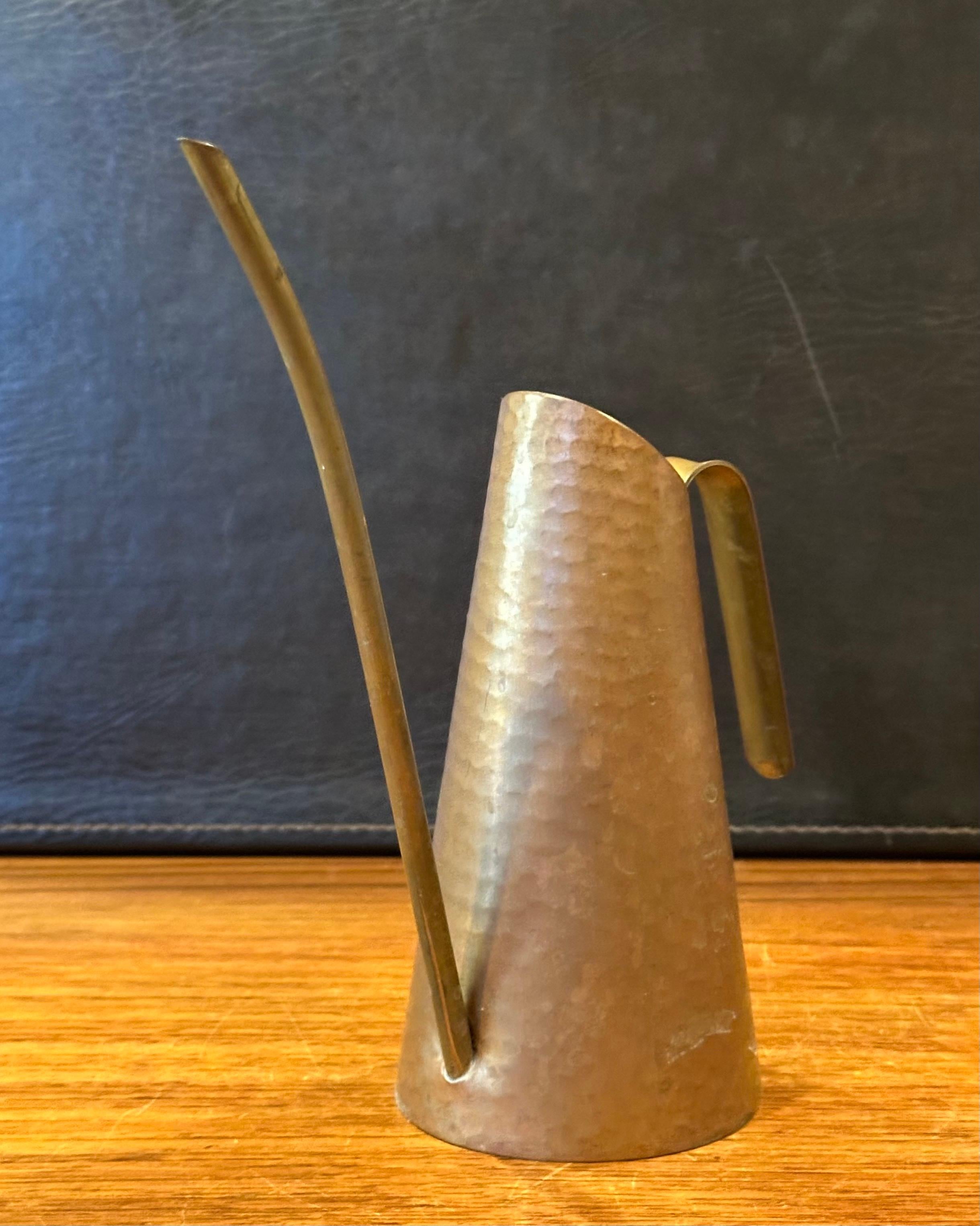 Américain Petite canne à eau vintage en cuivre en vente