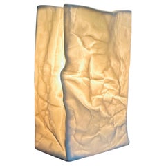Vintage Small French White Bisque Ceramic Crumpled Bag Lampada da tavolo attr Sompex
